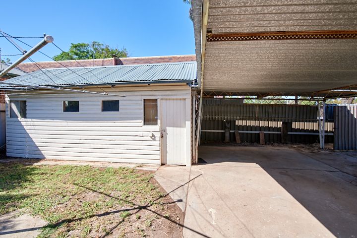 198 Edward Street — photo 12 of 12