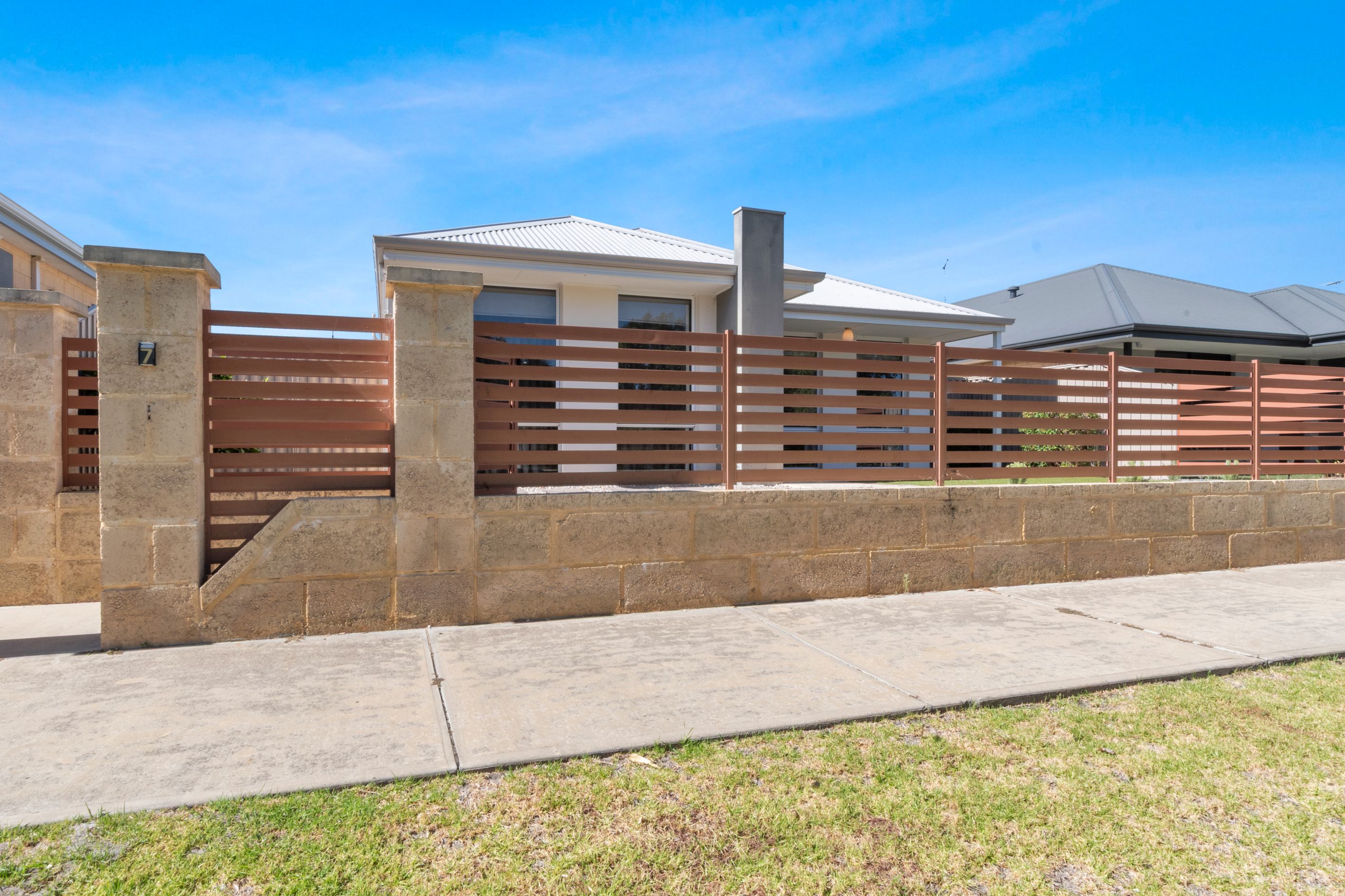 7 Canter Lane — photo from Ray White Rockingham Baldivis
