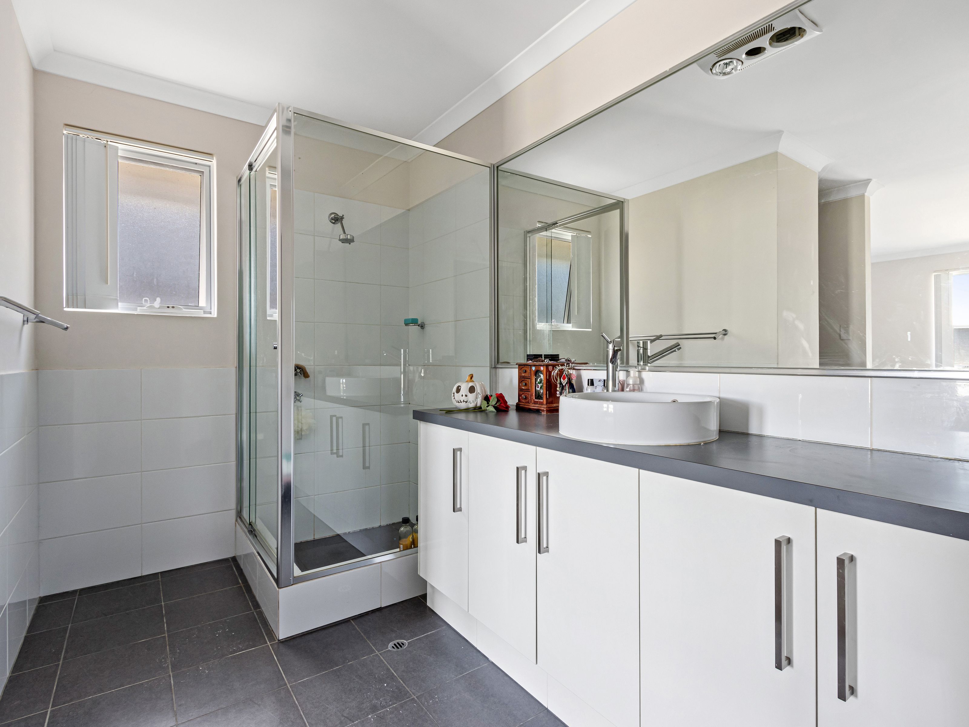183 Clyde Avenue — photo 4 of 16