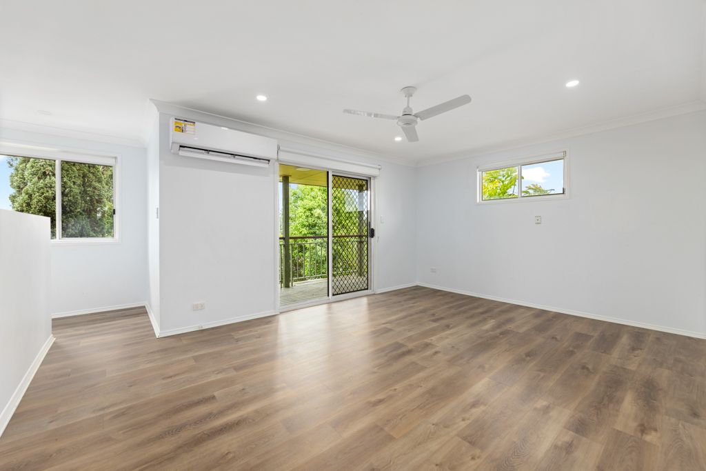 110 Toohey Street — photo 4 of 15