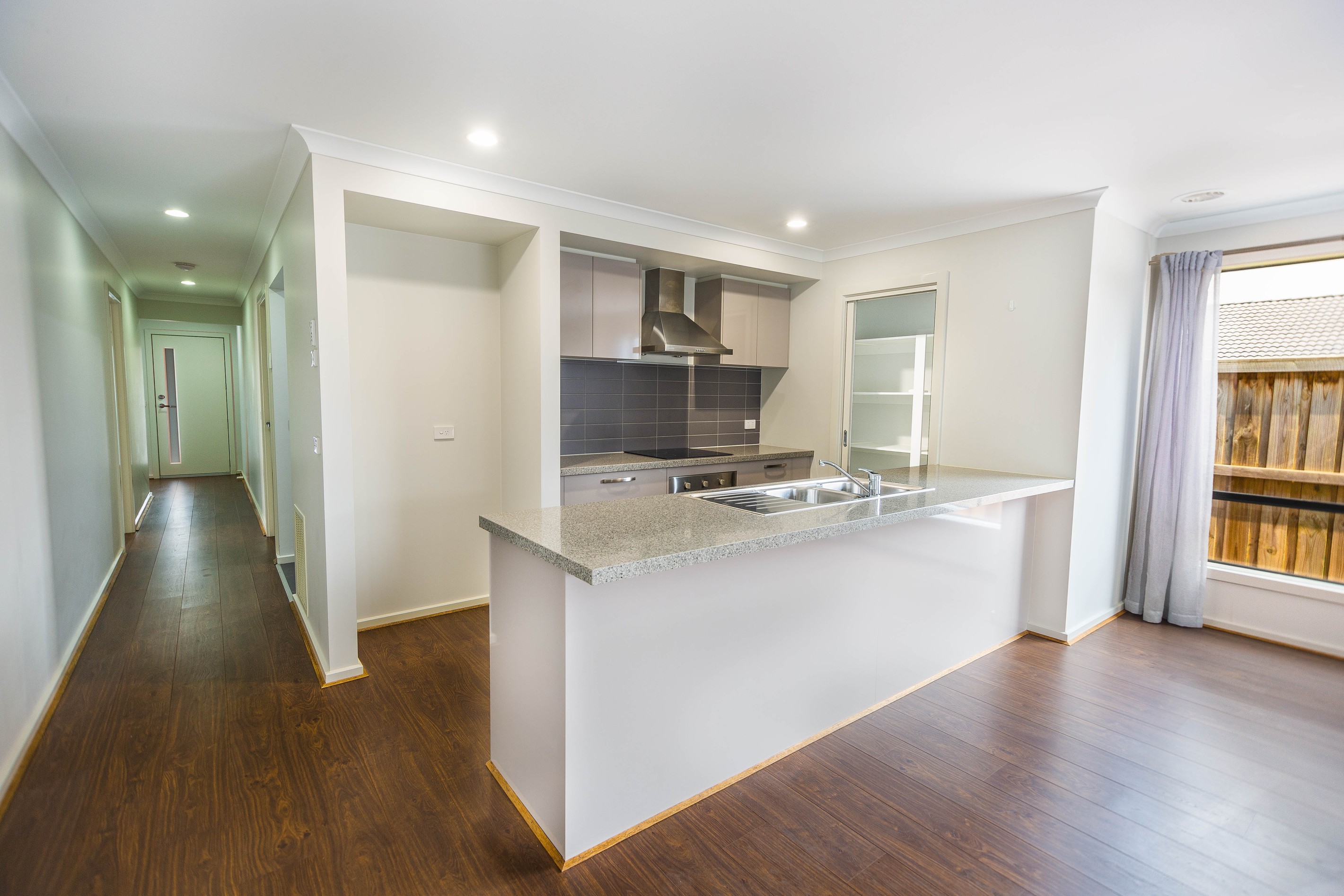 8 Elmtree Crescent, Clyde North, VIC 3978