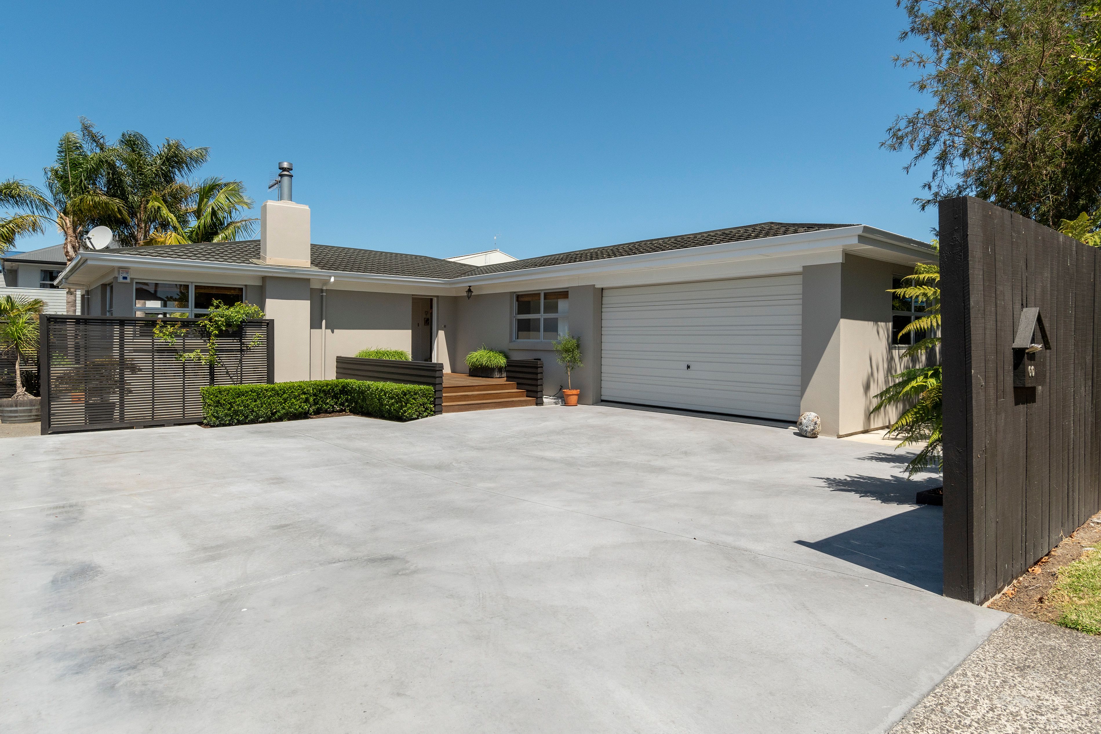 60 Edgecumbe Road, Avenues, Tauranga City