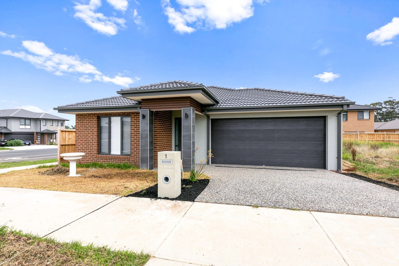 1 Cobain Way, Cranbourne East, VIC 3977