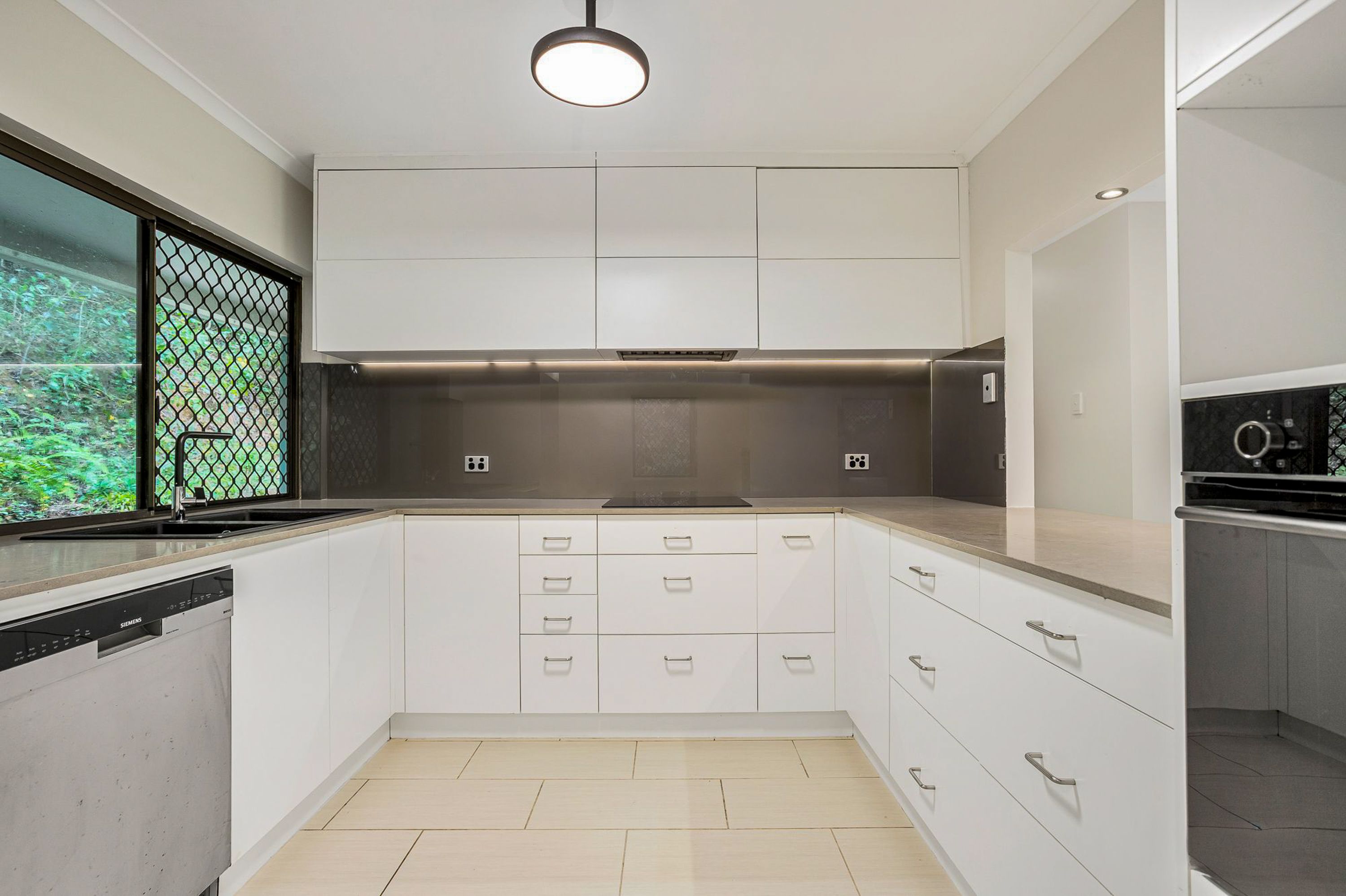 1304R Pine Creek-Yarrabah Road — photo 23 of 30