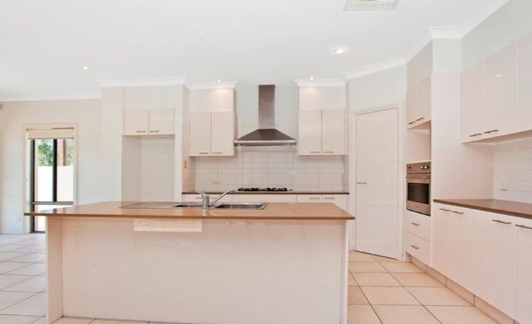 3 Zane Street, Molendinar, QLD 4214