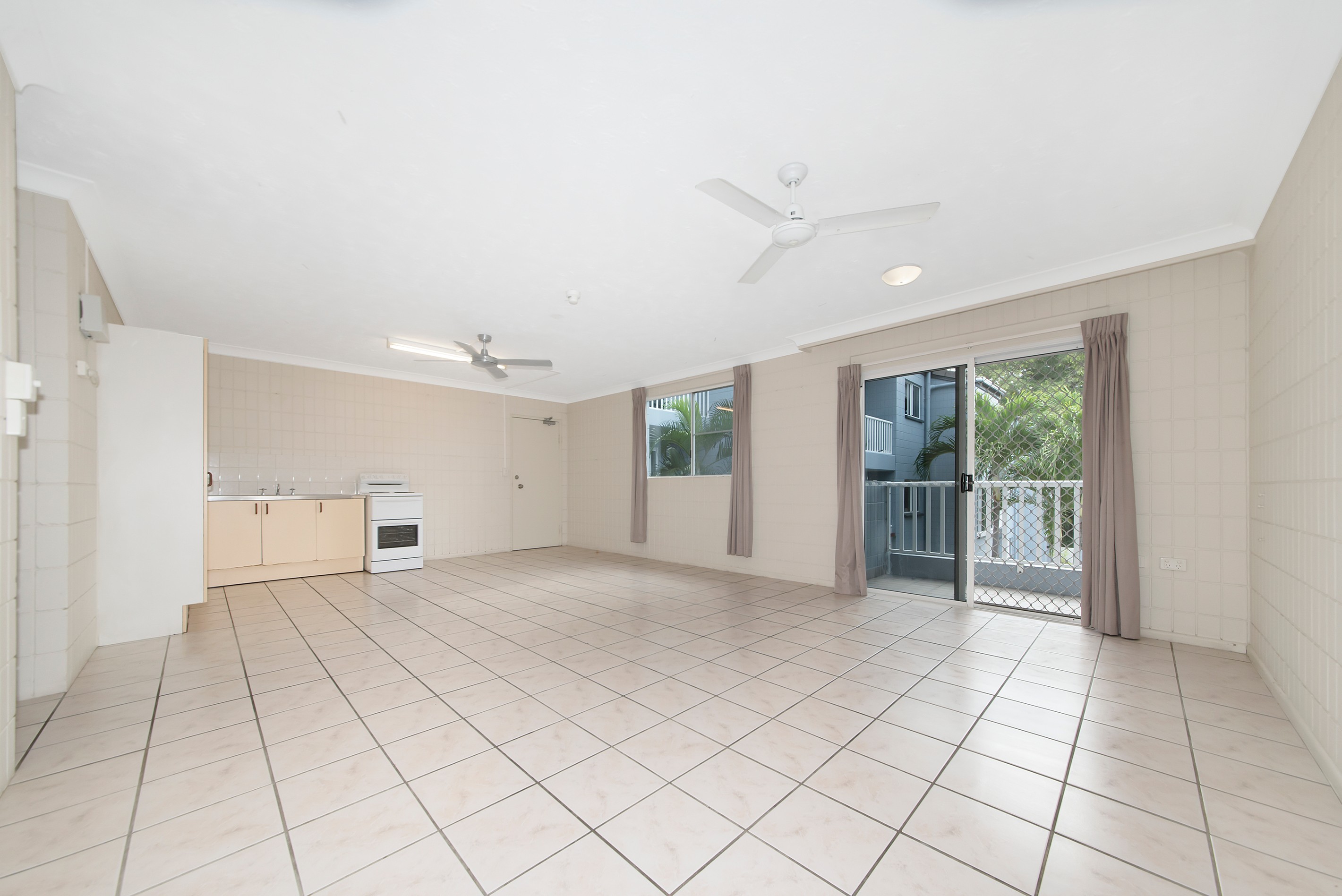 116/15 Gregory Street, North Ward, QLD 4810