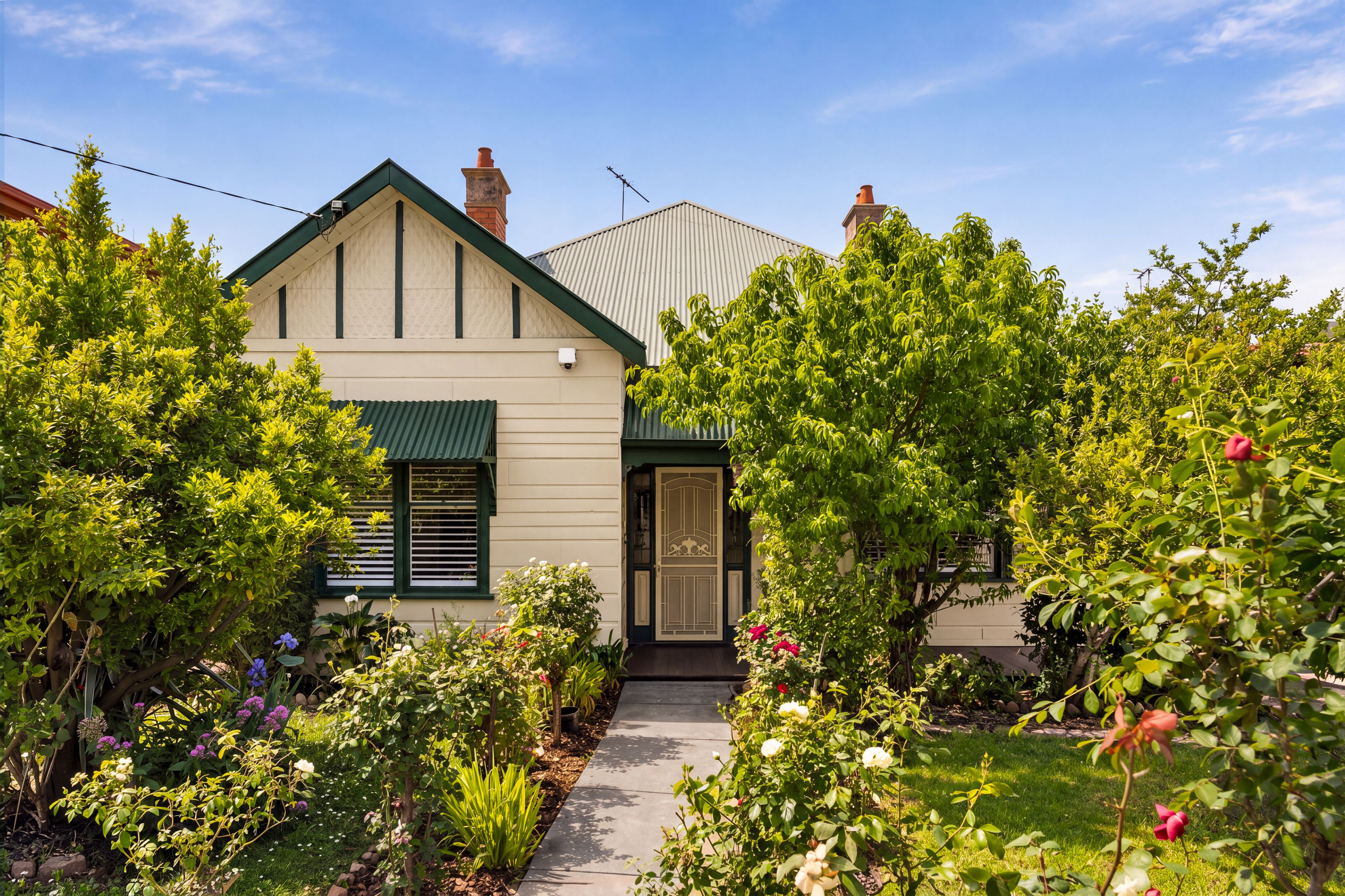 4 Bartlett Street — photo from Ray White Reservoir