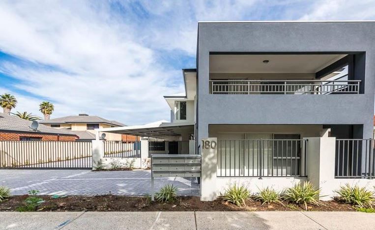 8/180 Epsom Avenue, Belmont, WA 6104