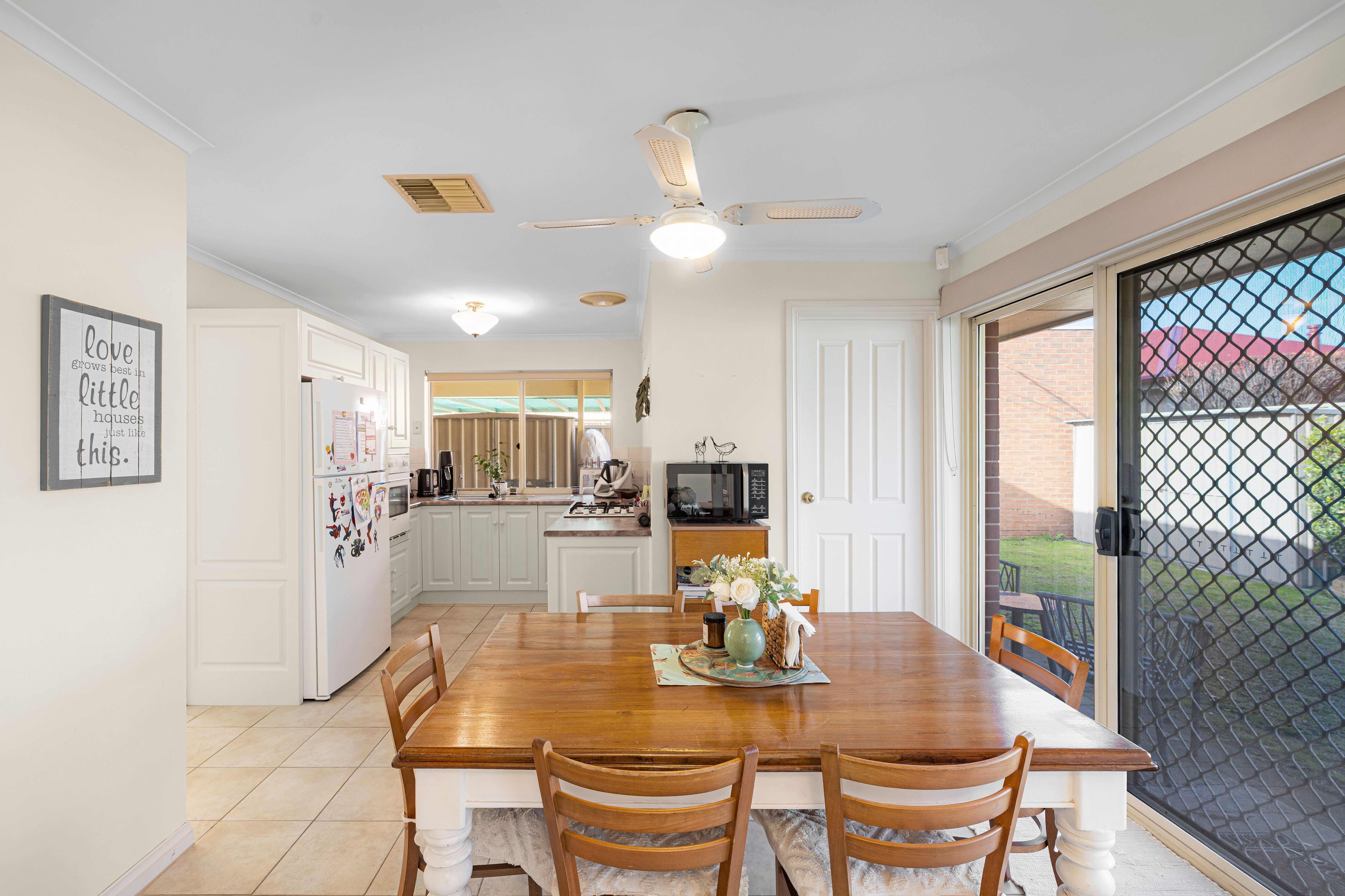 4/15 Hazel Terrace, Henley Beach South, SA 5022 - Sold House - Ray ...