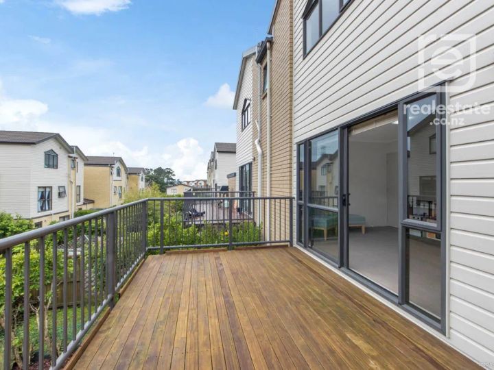 9/172 Mcleod Road, Te Atatu South, Waitakere City