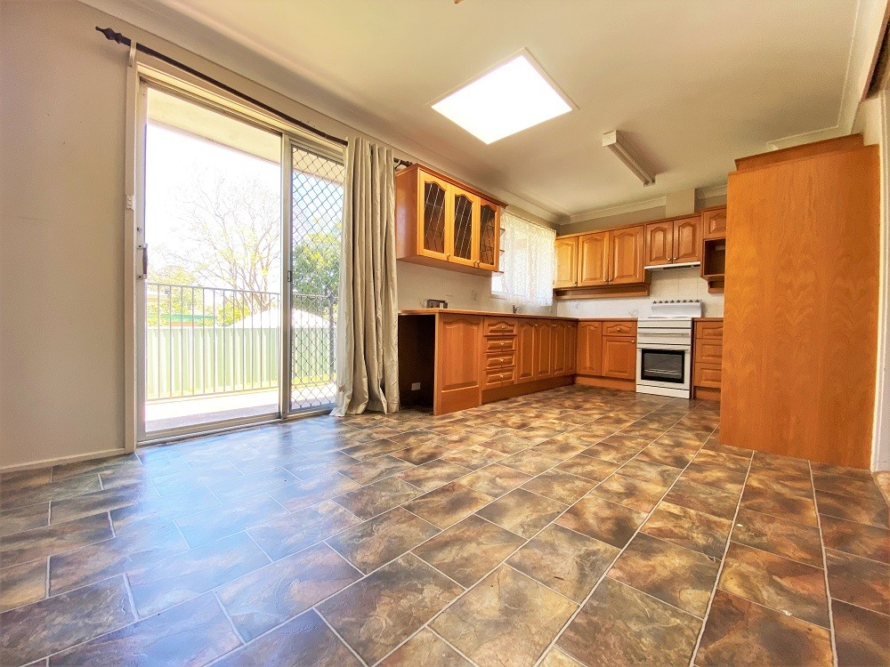29 Valley Road, Campbelltown, NSW 2560