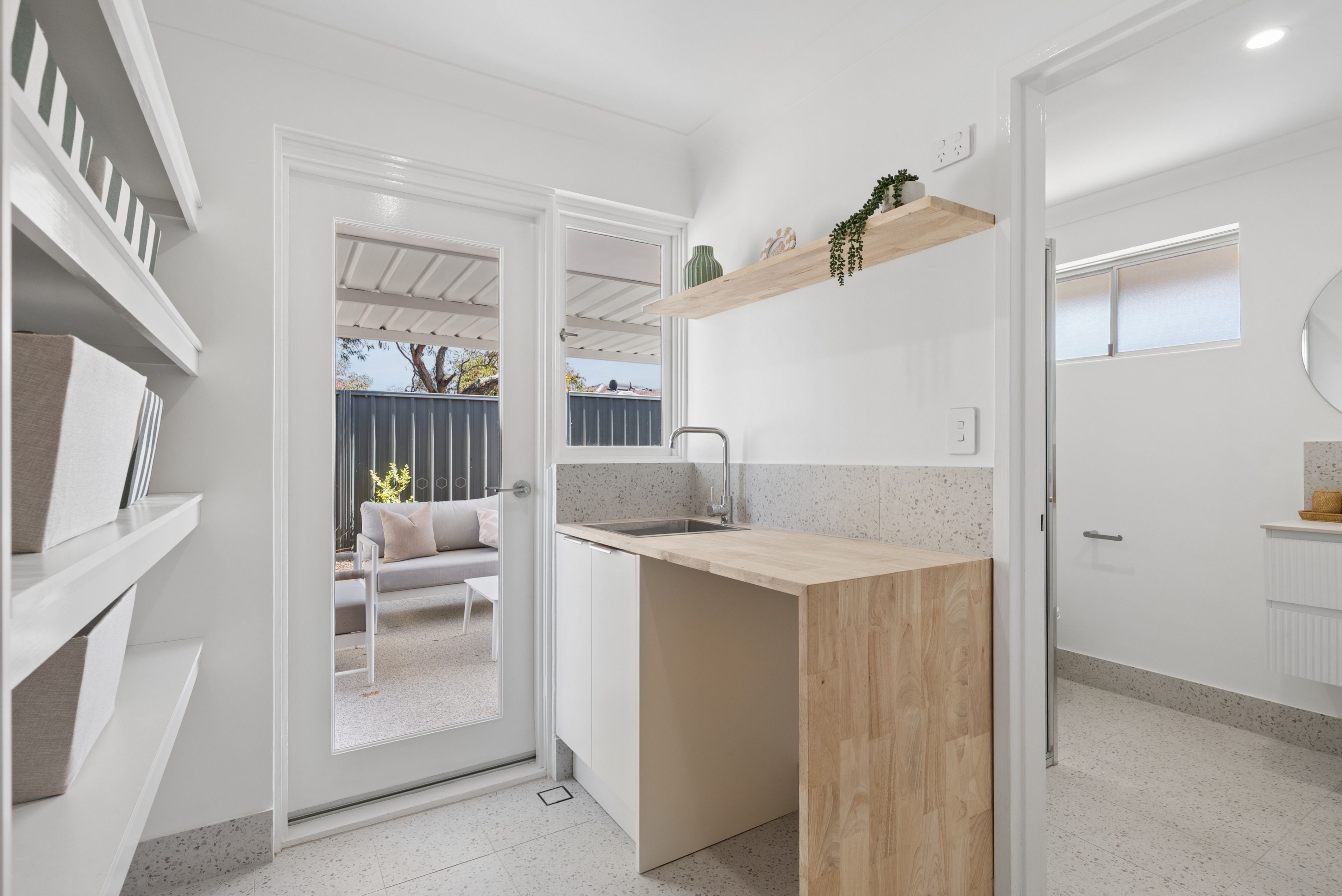 2 Rosewood Heights — photo 10 of 16