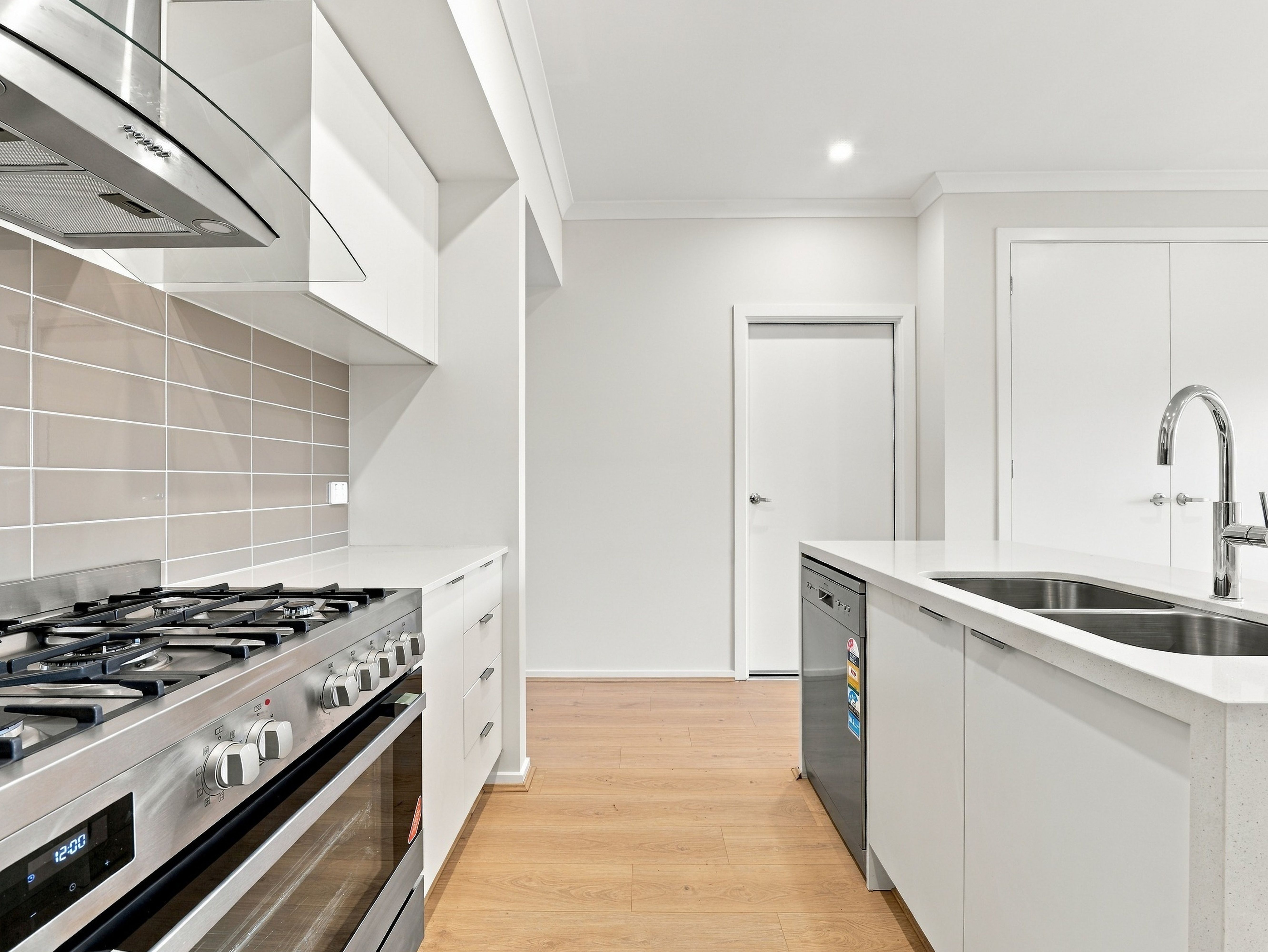 52 Archer Drive — photo 5 of 22