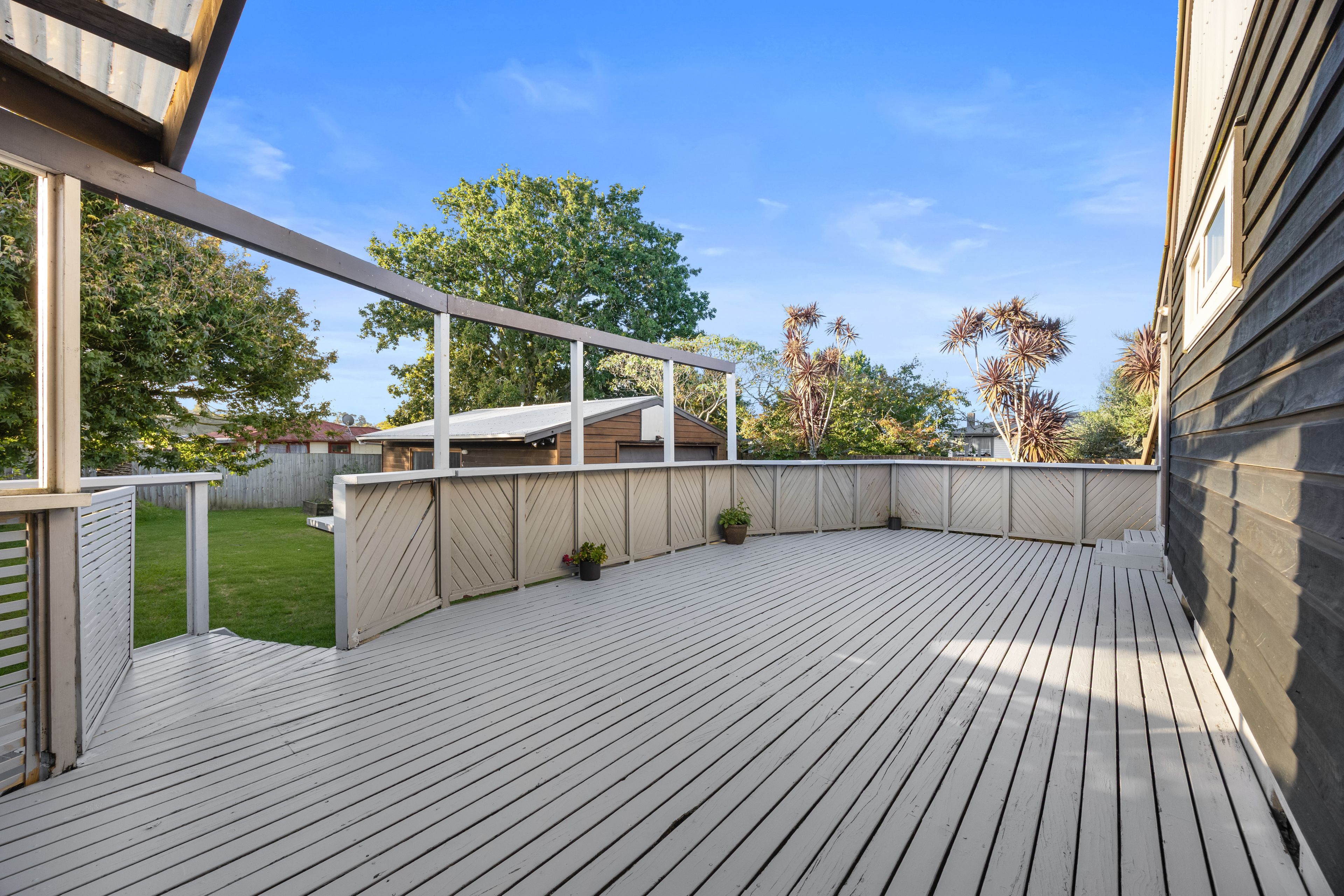 32 Taioma Crescent, Te Atatu Peninsula, Waitakere City