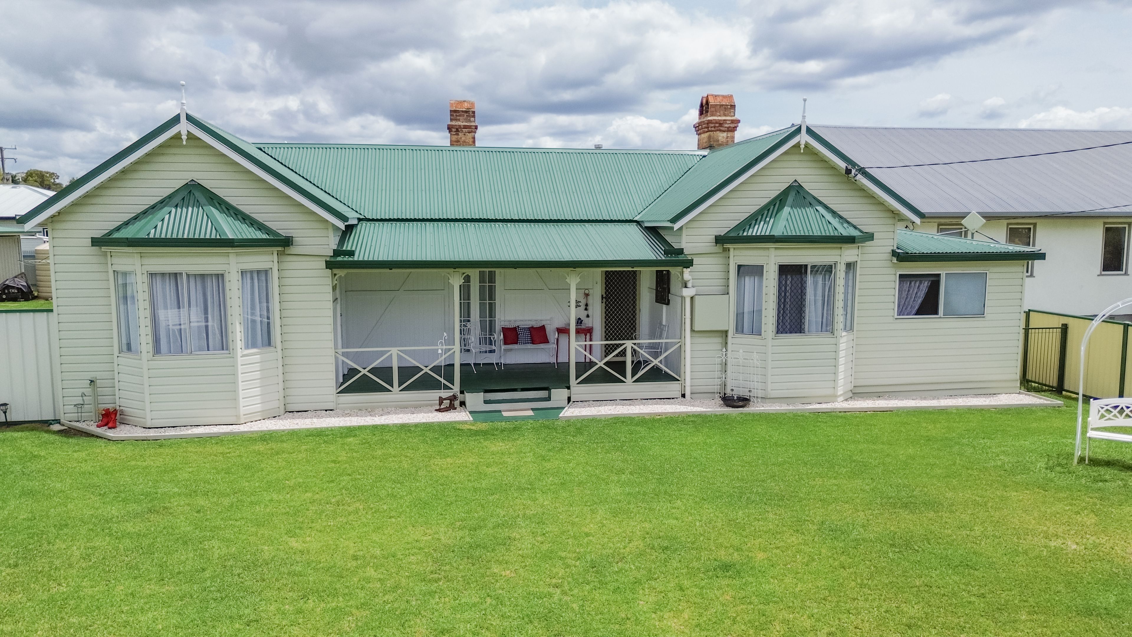 56-58 Merinda Street, Wallangarra, QLD 4383