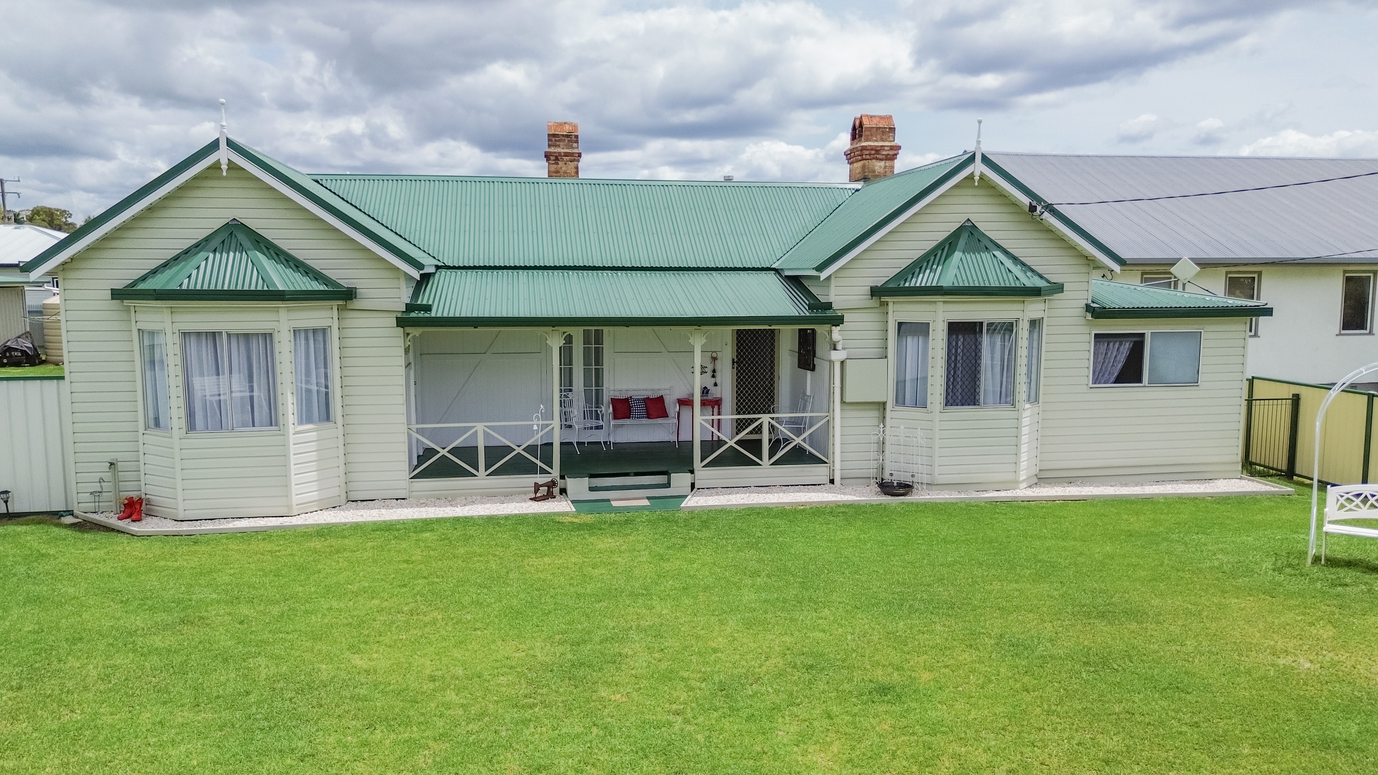 56-58 Merinda Street, Wallangarra, QLD 4383