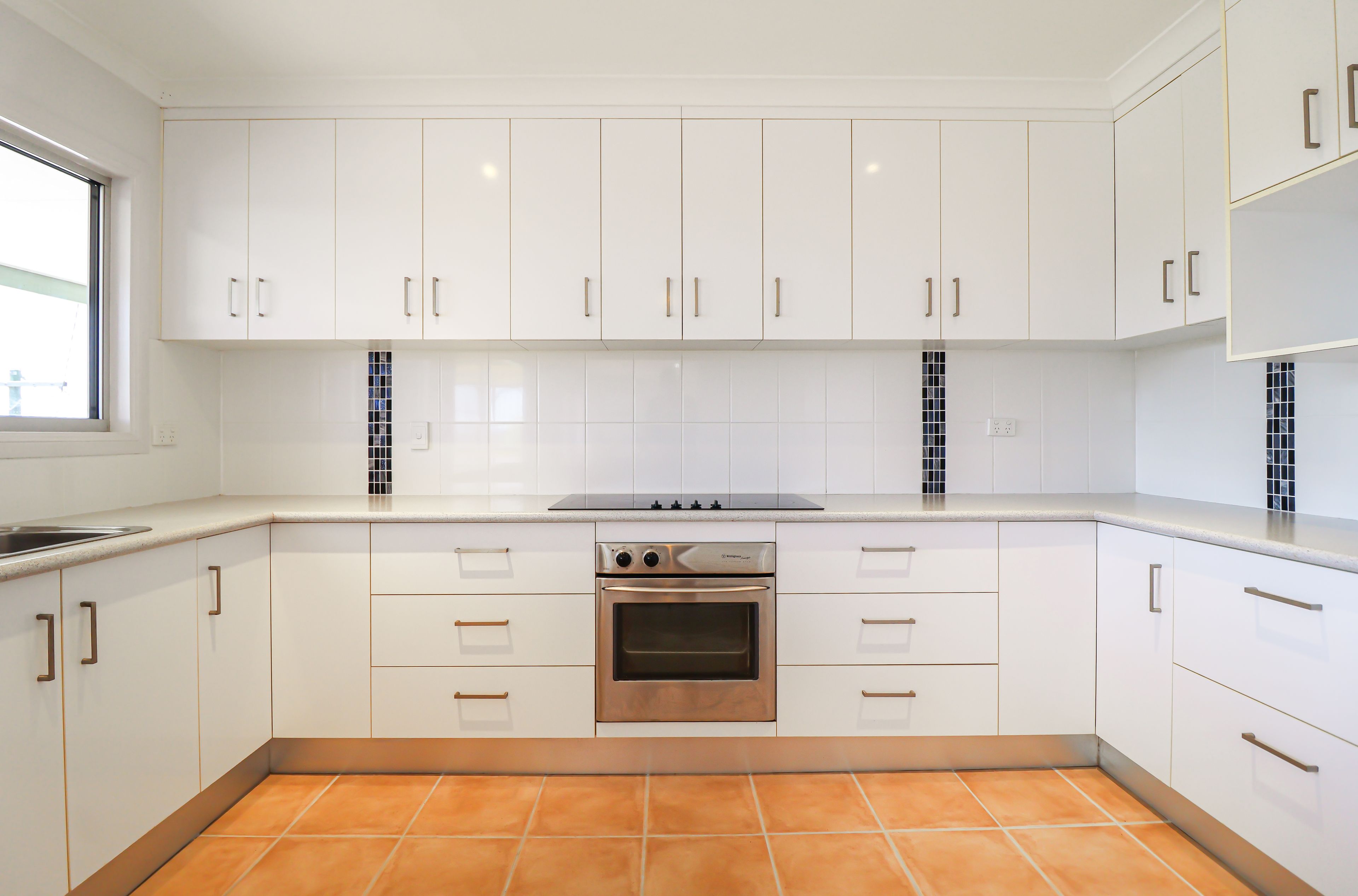 17 Far Street, West Gladstone, QLD 4680