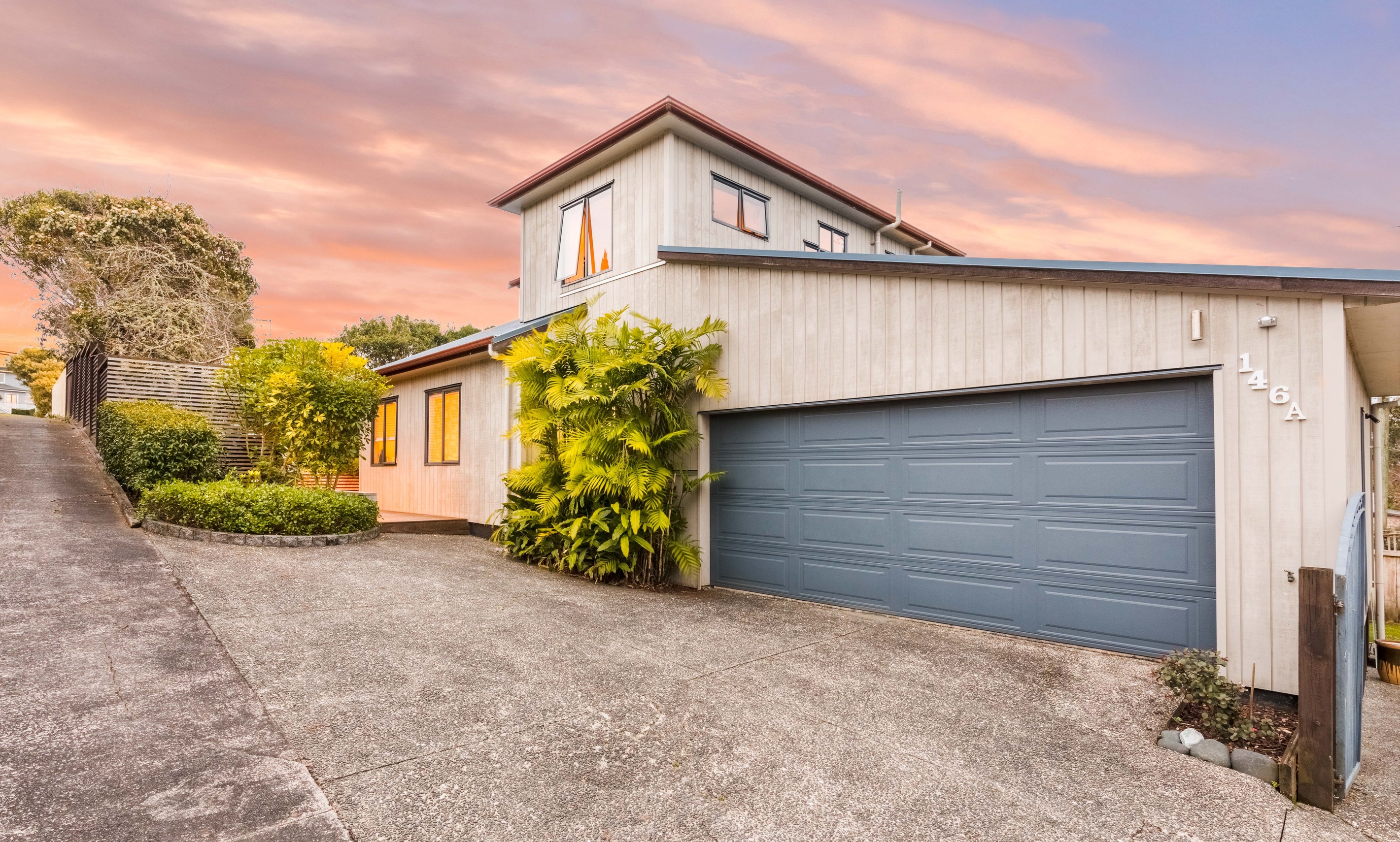 146A Cliff View Drive, Green Bay, Waitakere City