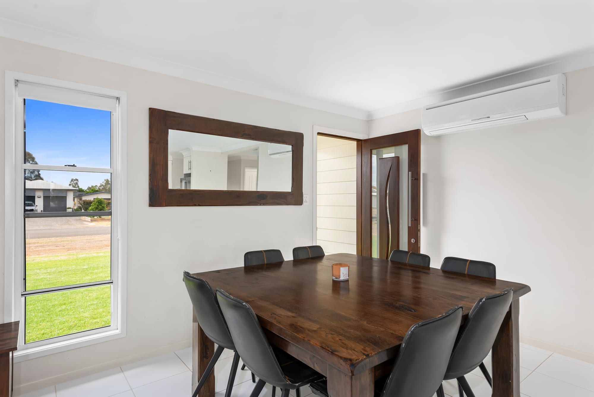21 James Cook Drive — photo 5 of 17