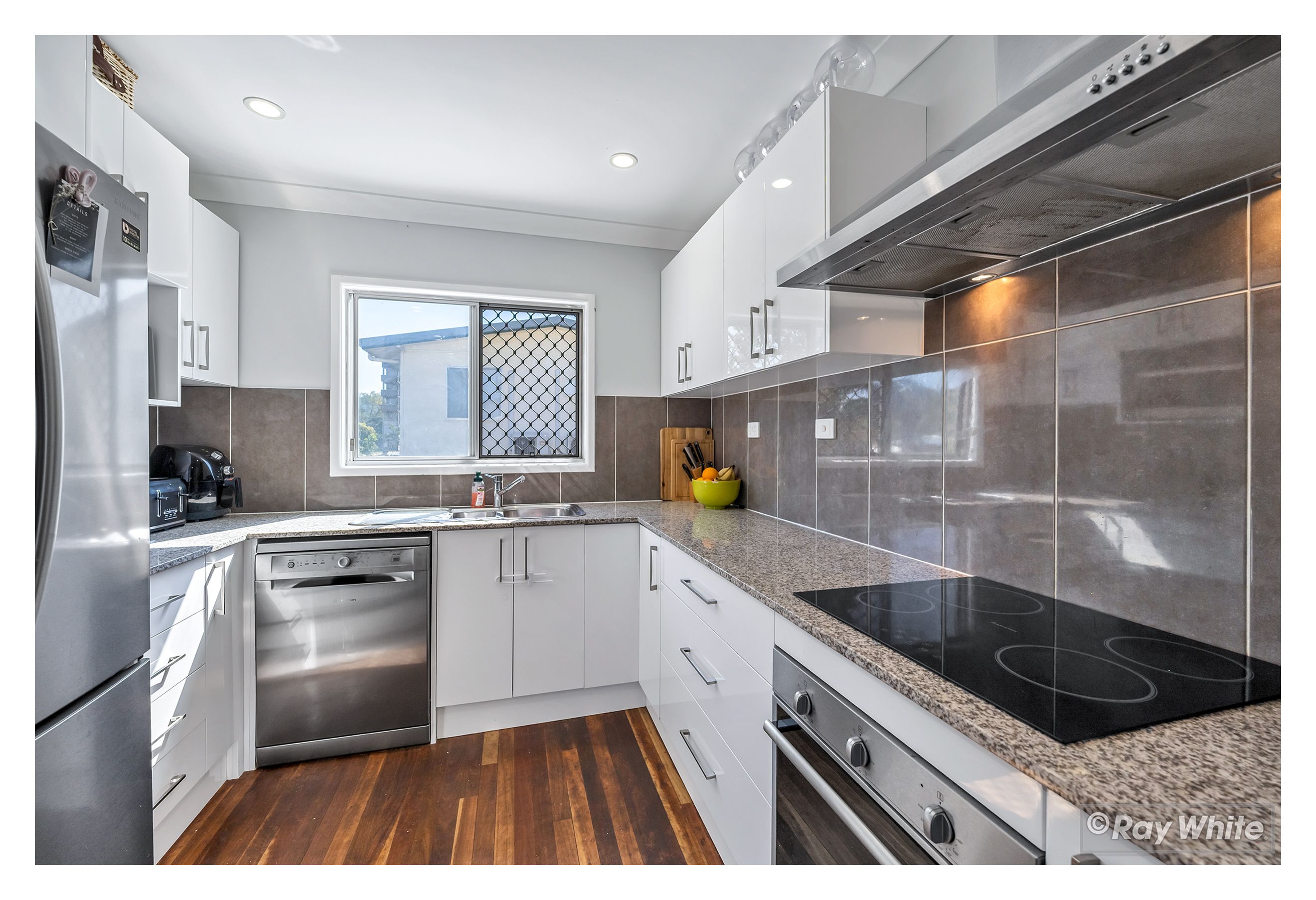 315 Shields Avenue — photo 9 of 30
