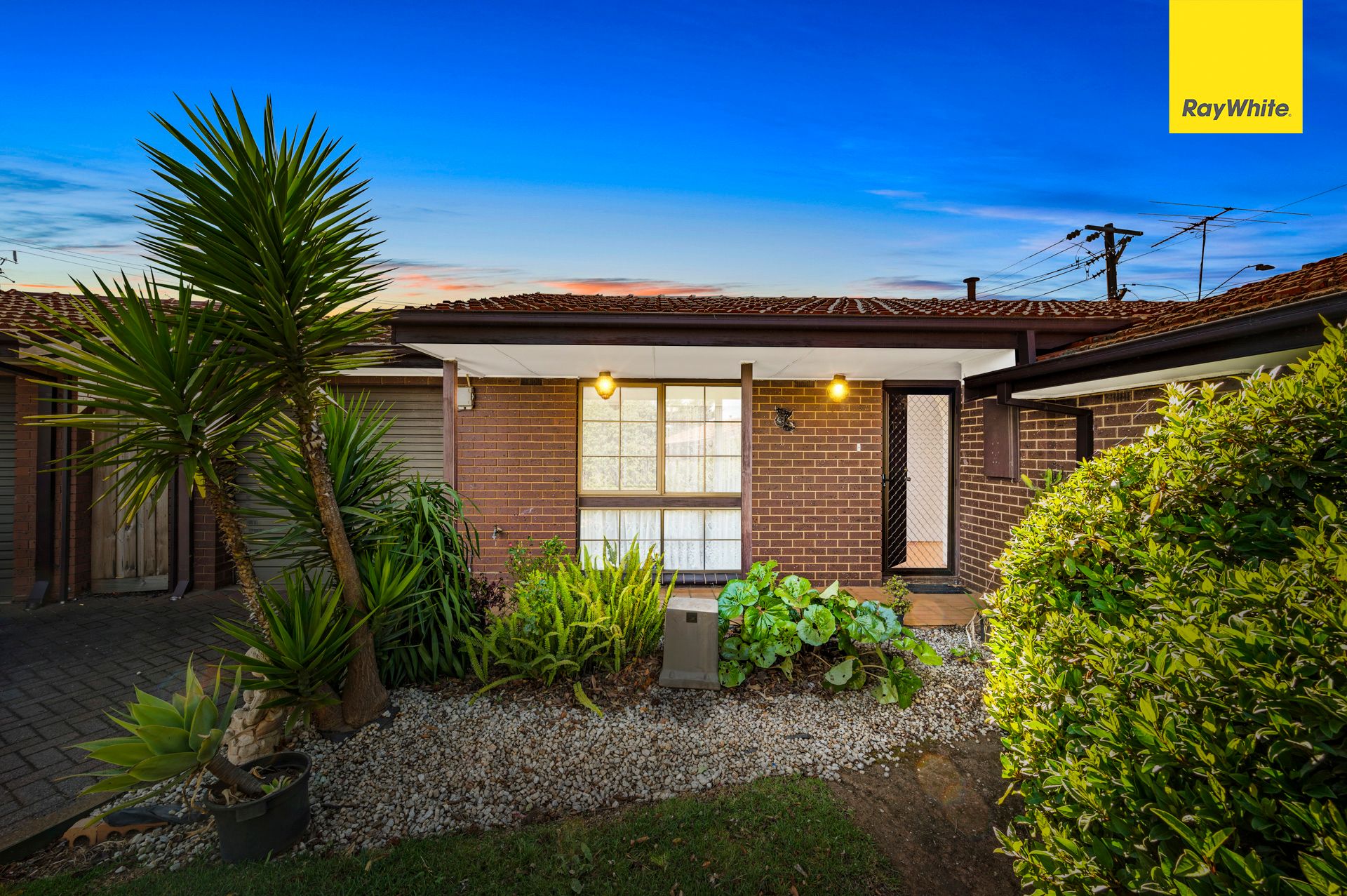 17/18-20 Glen Street, Werribee VIC 3030