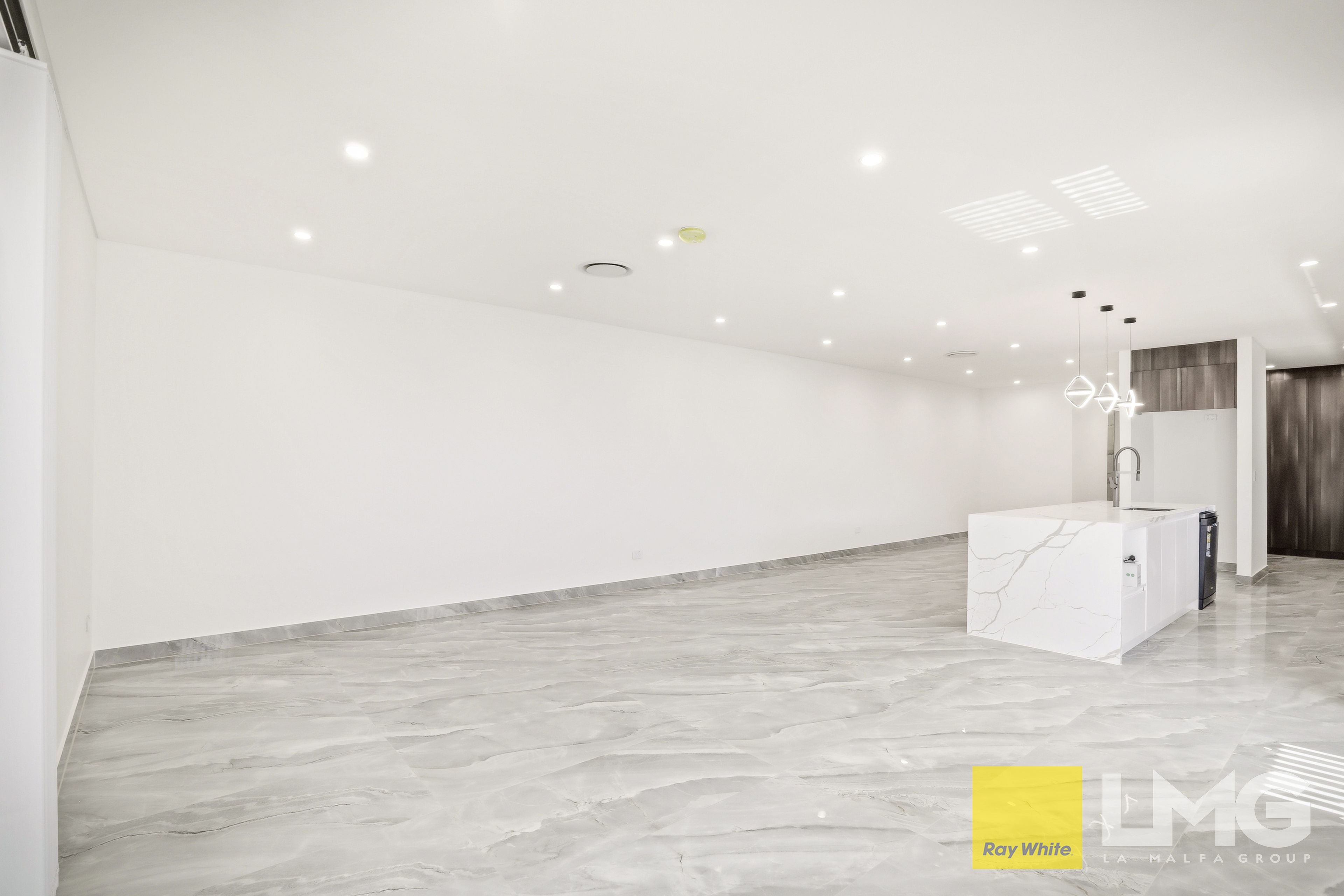 2 Maunder Street, Regents Park, NSW 2143