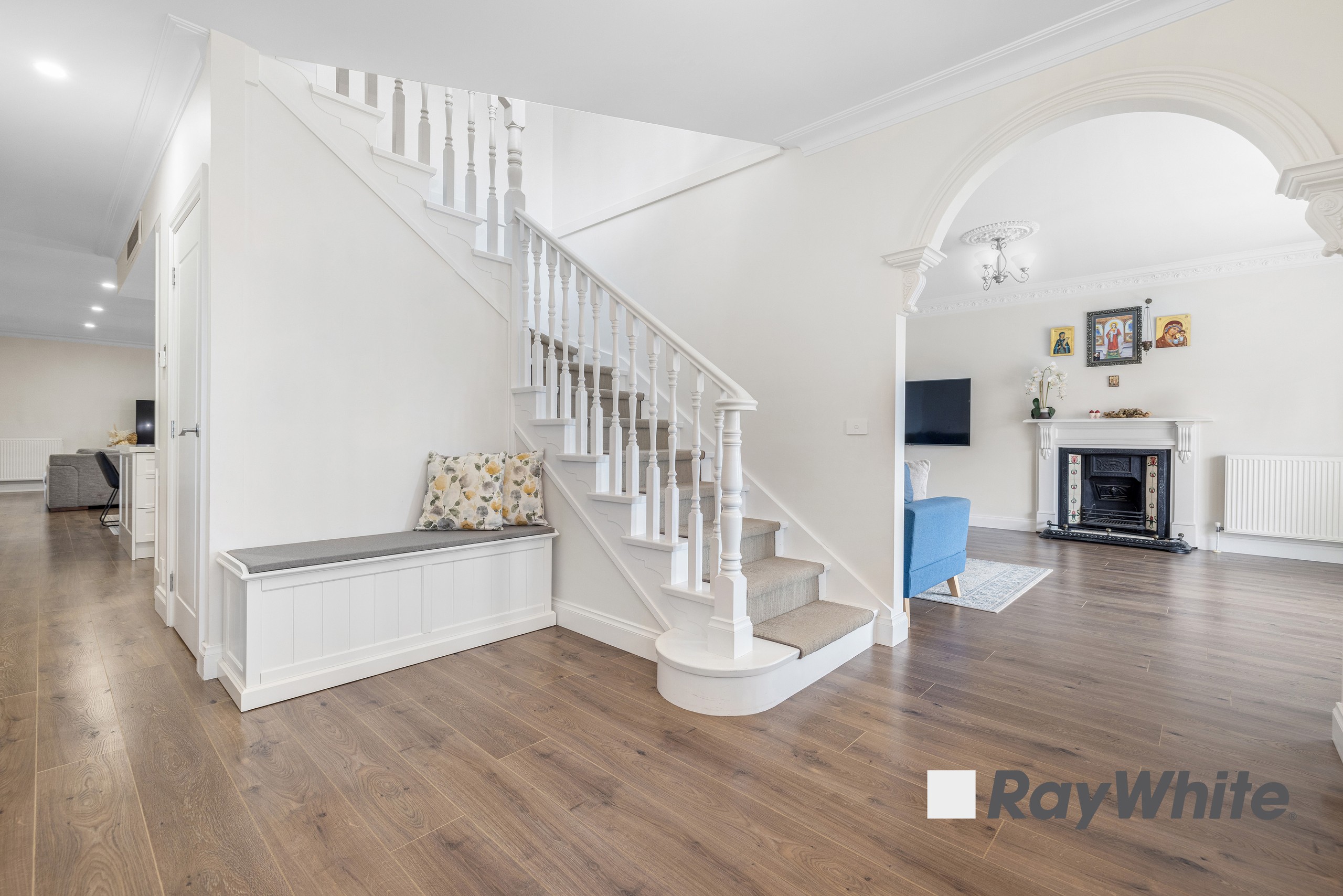 6 Melody Hill Court, Dandenong North, VIC 3175