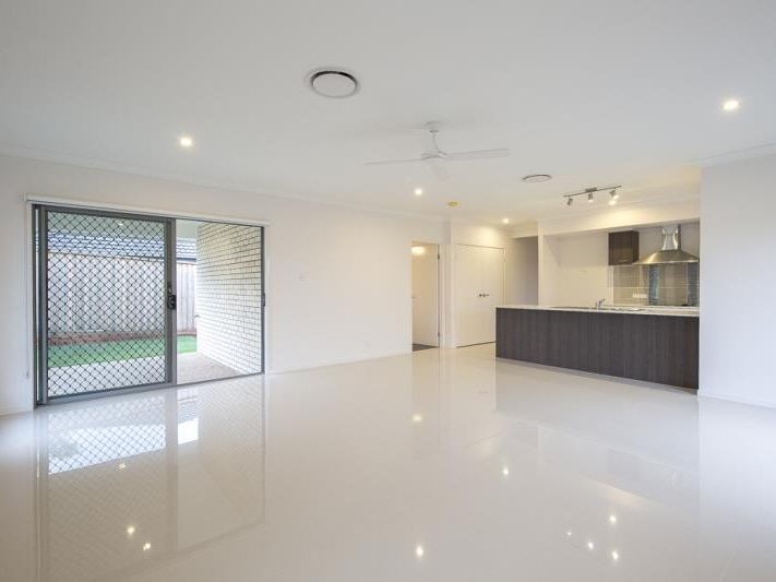 15 Serendipita Street, Bridgeman Downs, QLD 4035