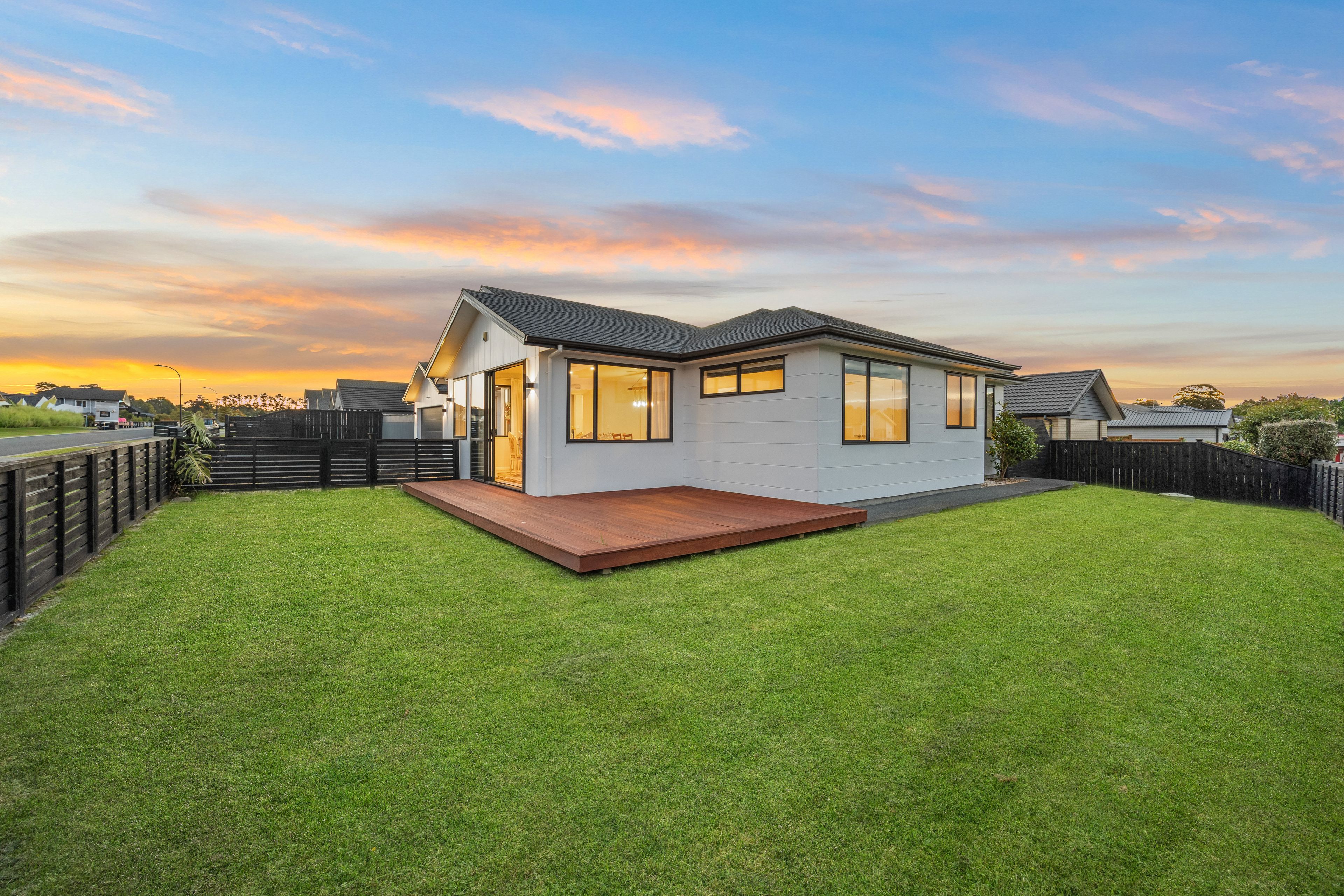 2 Walter Ruddock Avenue, Huapai, Rodney
