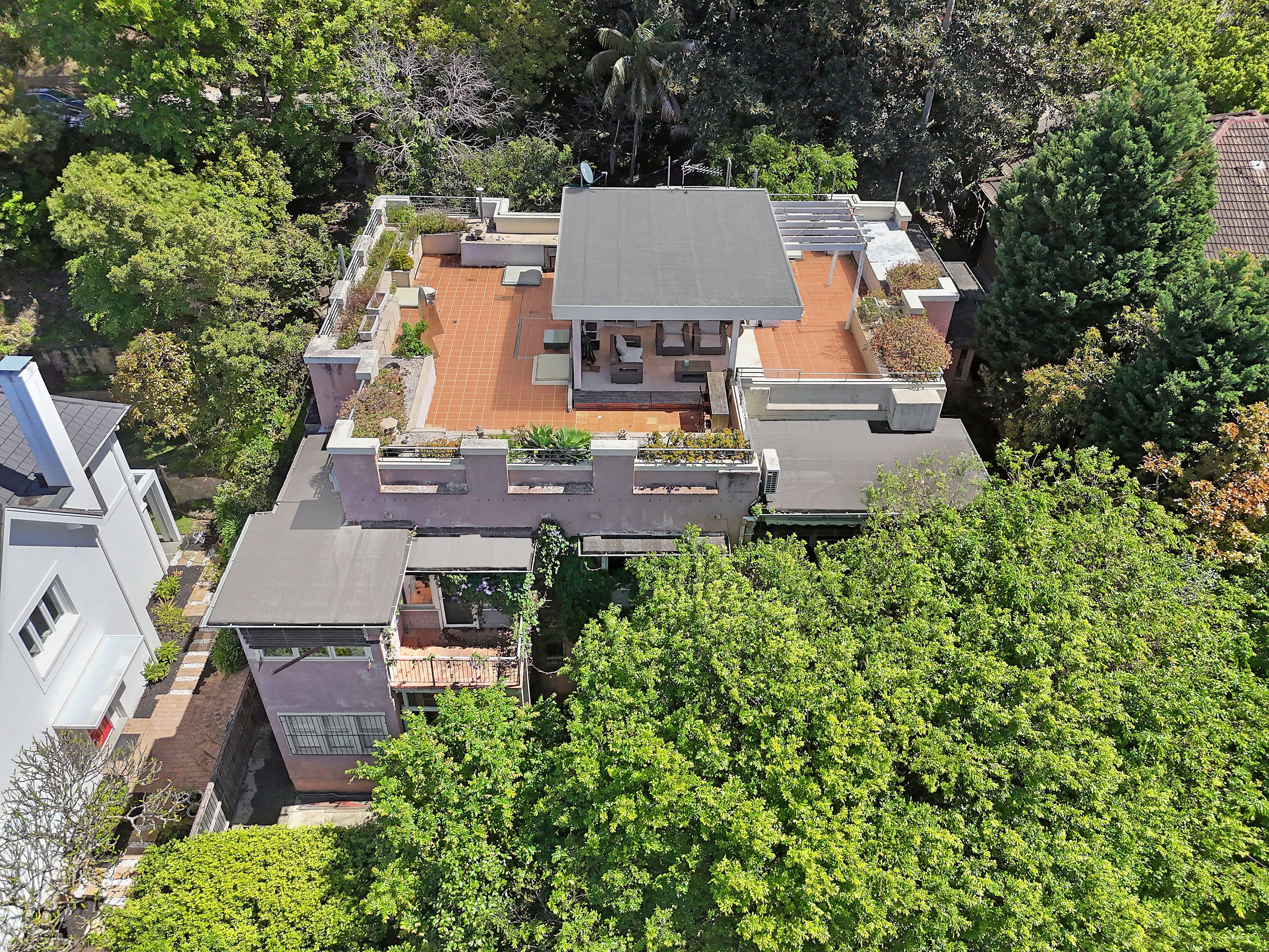 34 Cranbrook Road — photo 3 of 15