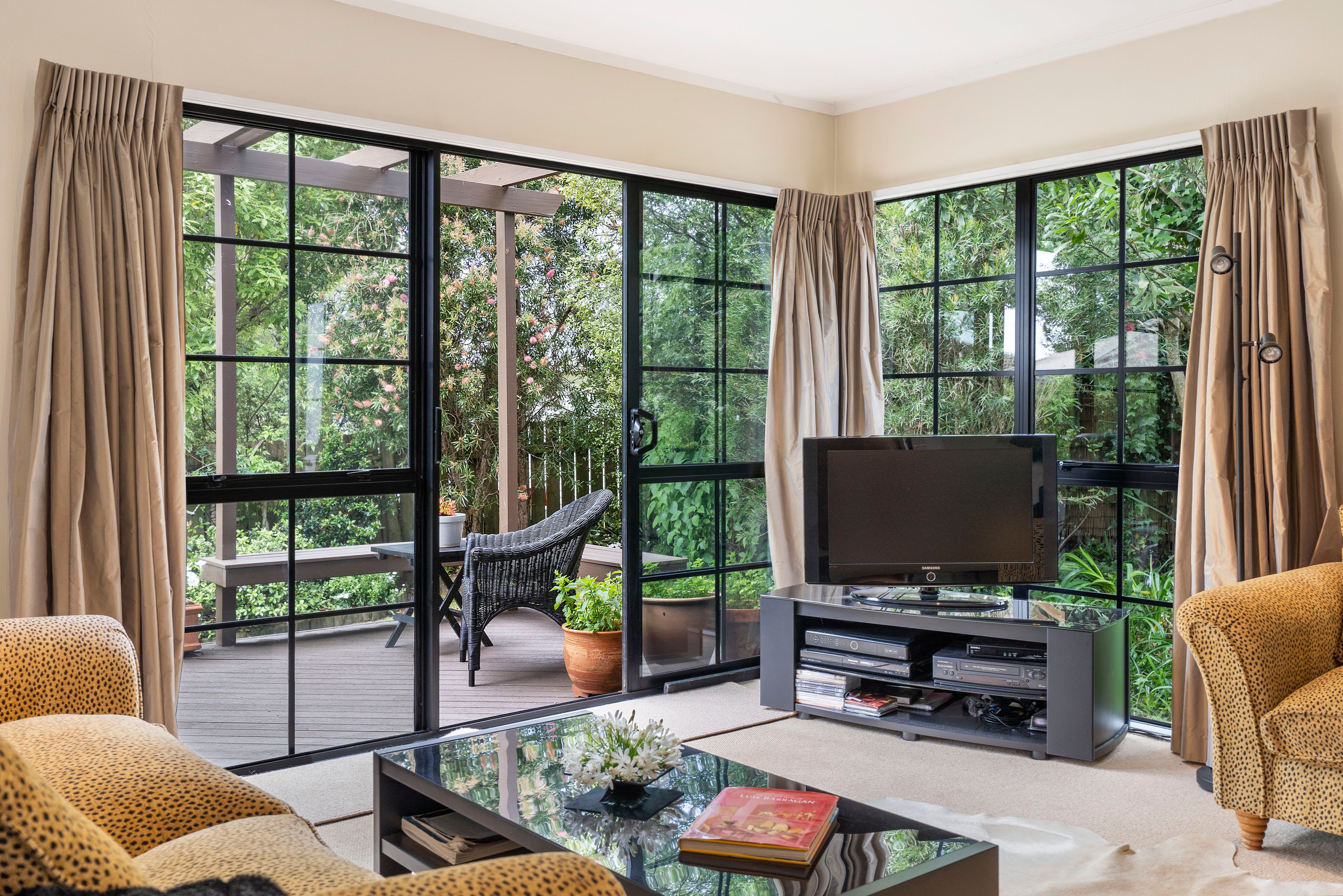 10B Hadfield Avenue, Waterview, Auckland City