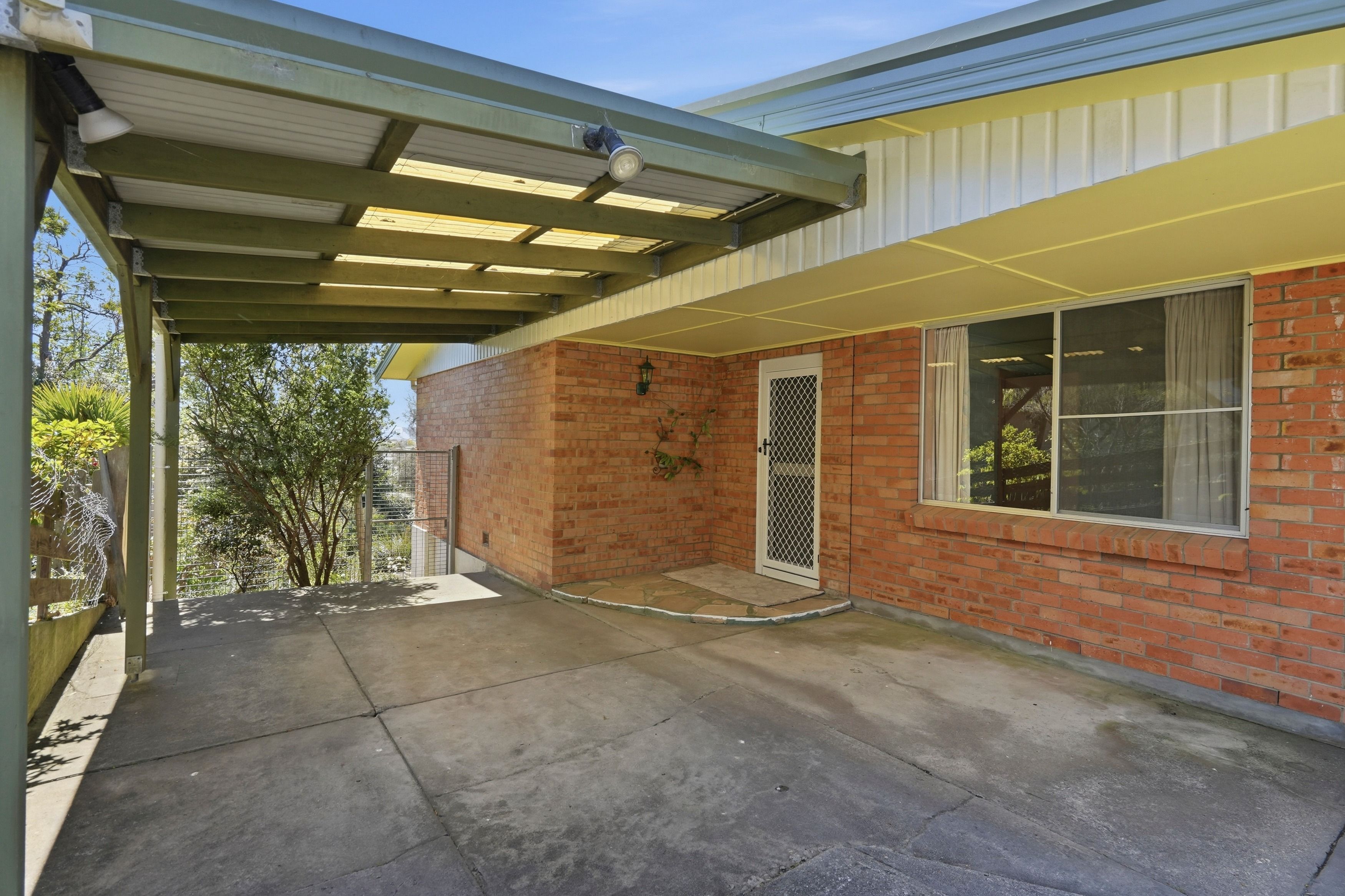 6 Coniston Place — photo 16 of 18