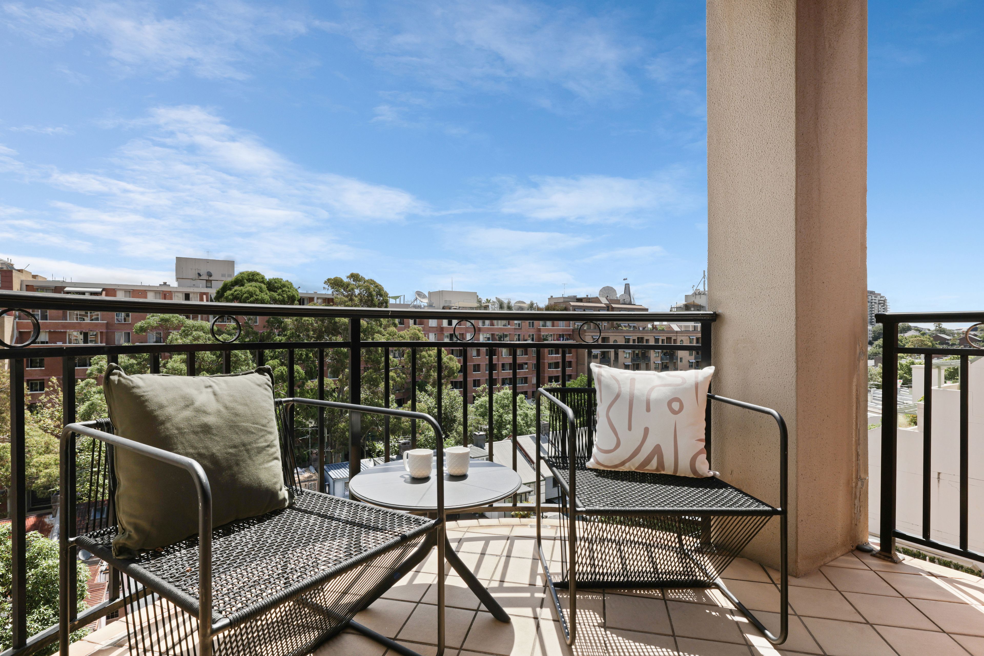 808/199-223 Pyrmont Street — photo 5 of 8