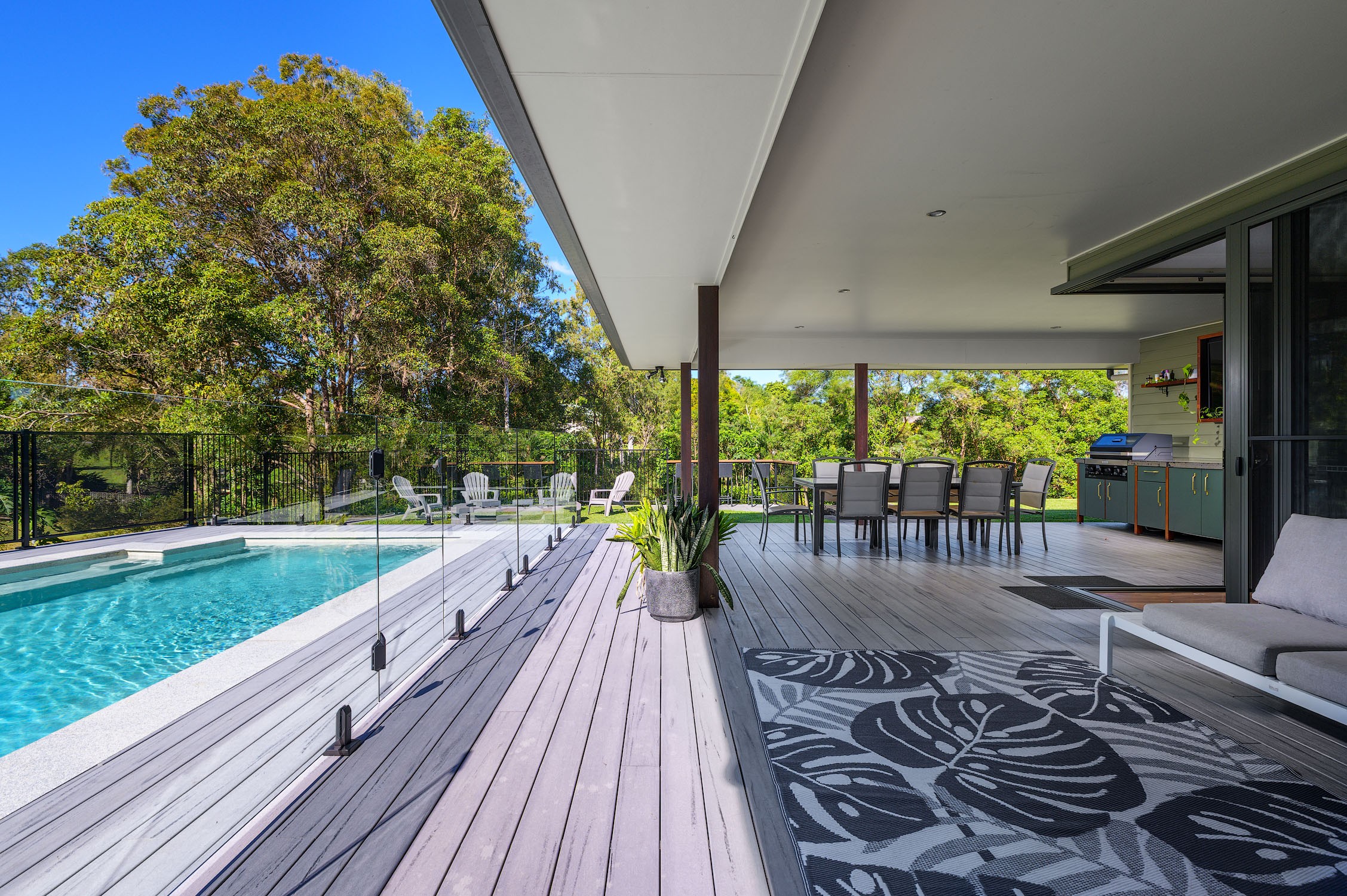 19 Duffy Court, Southside, QLD 4570