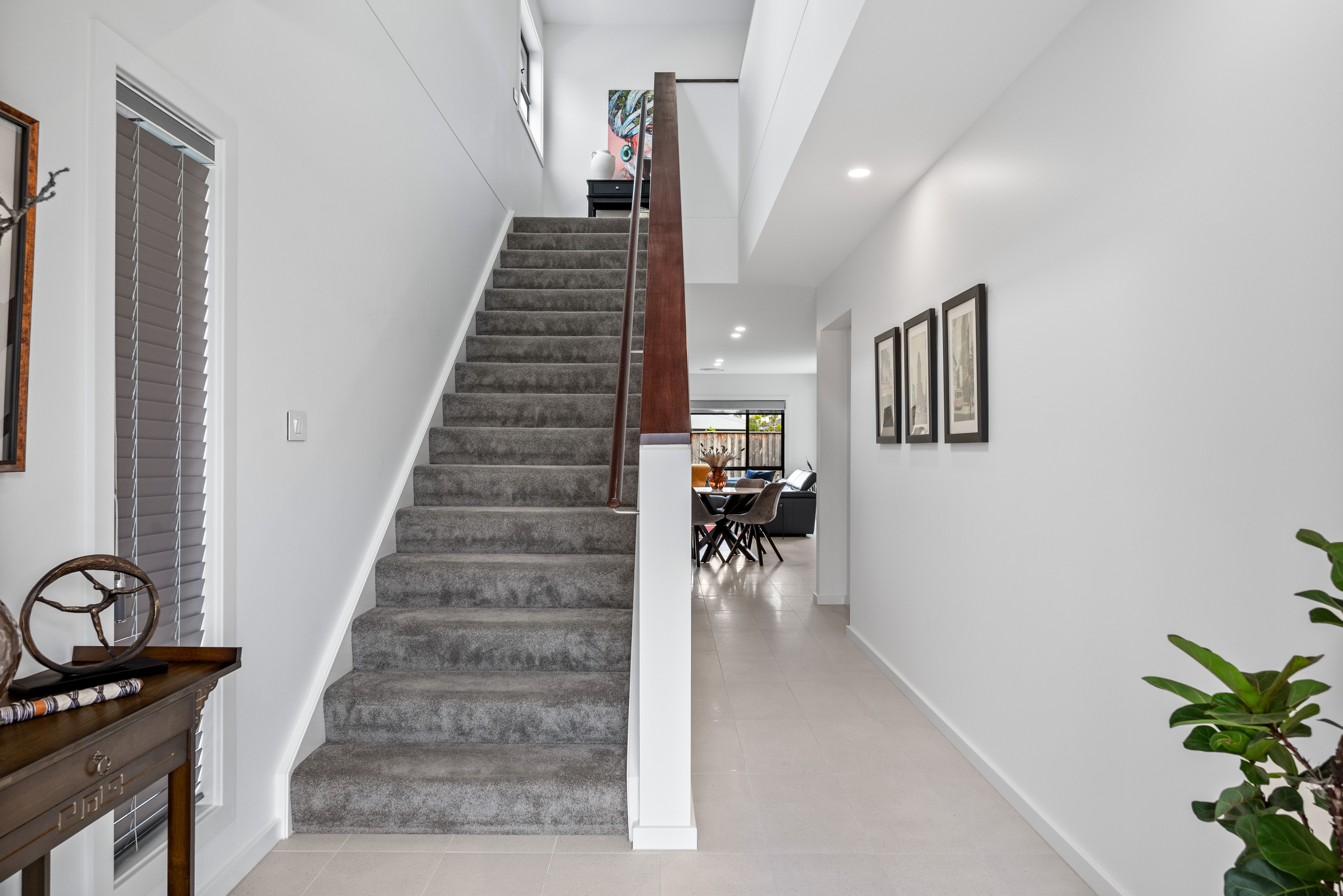 6 Roseworthy Way, GLEDSWOOD HILLS, NSW 2557