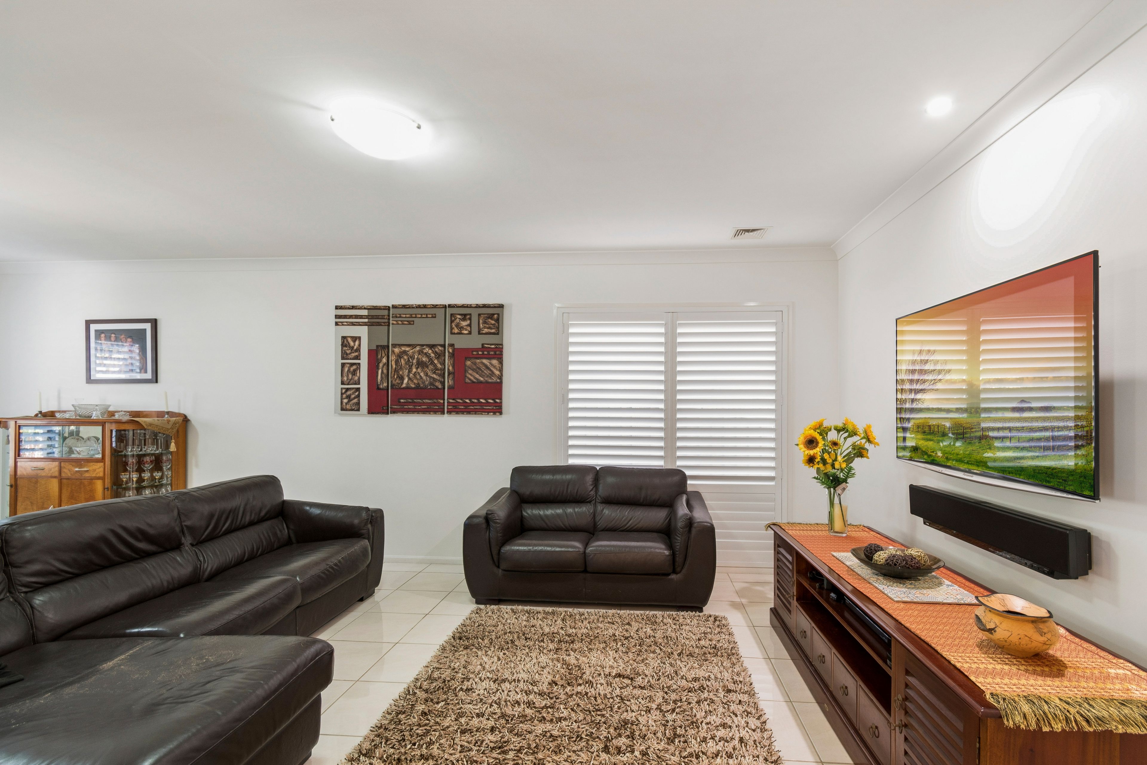20 Mortlock Drive — photo 3 of 15