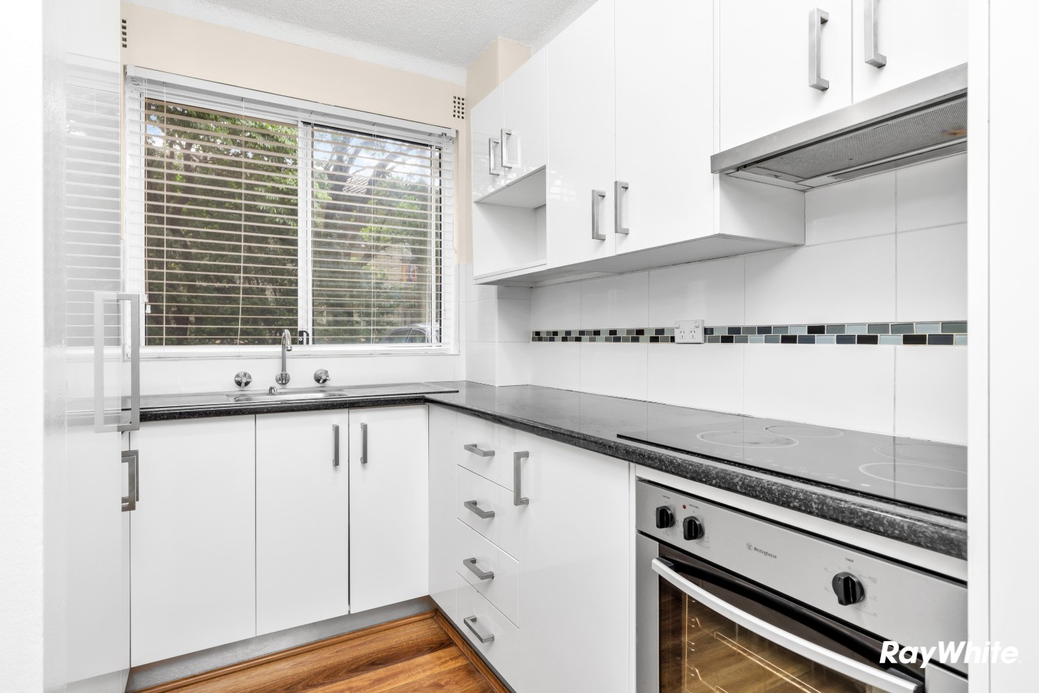 2/7a Bank Street, Meadowbank, NSW 2114