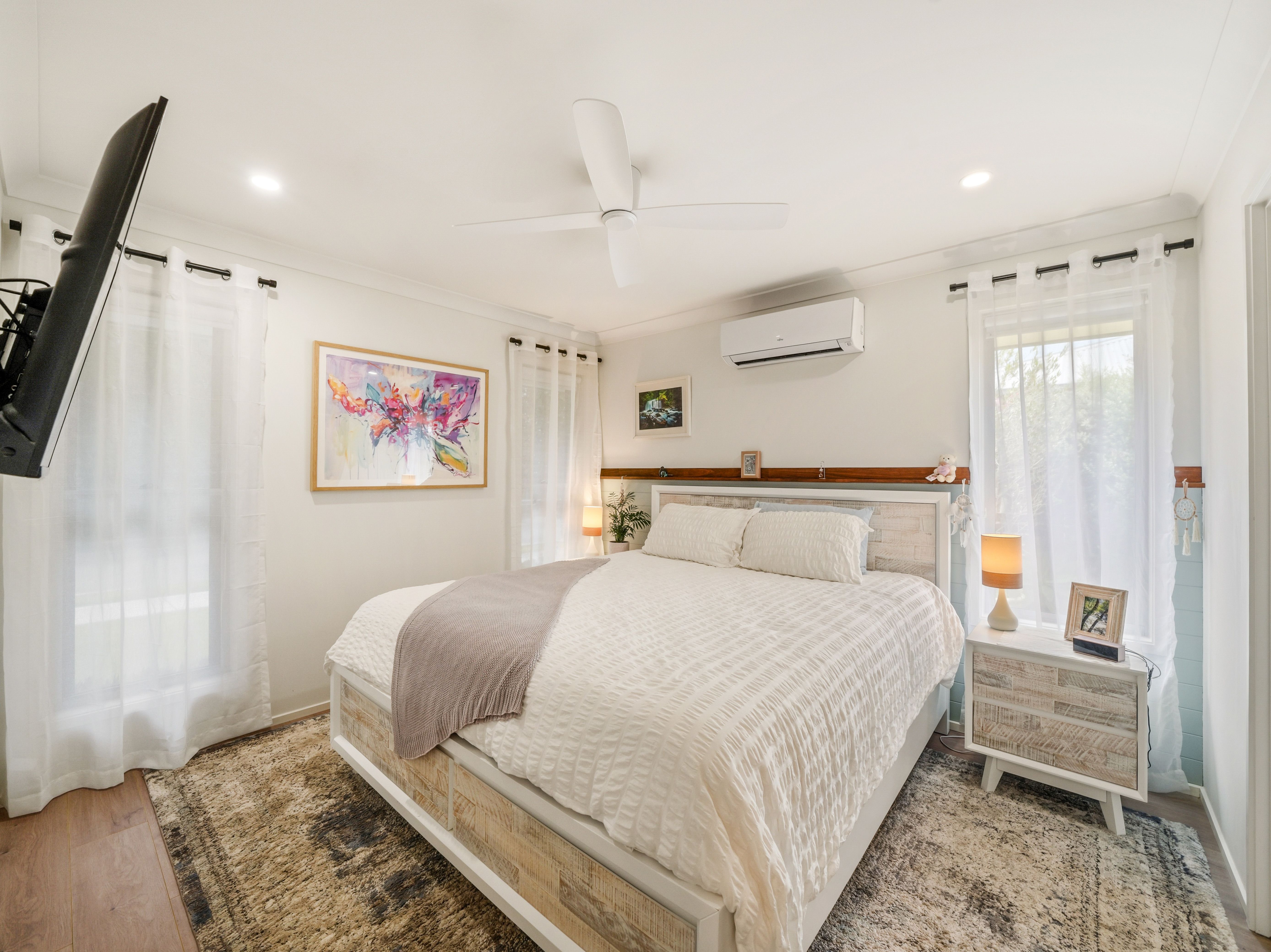 54 Emerald Street — photo 9 of 25