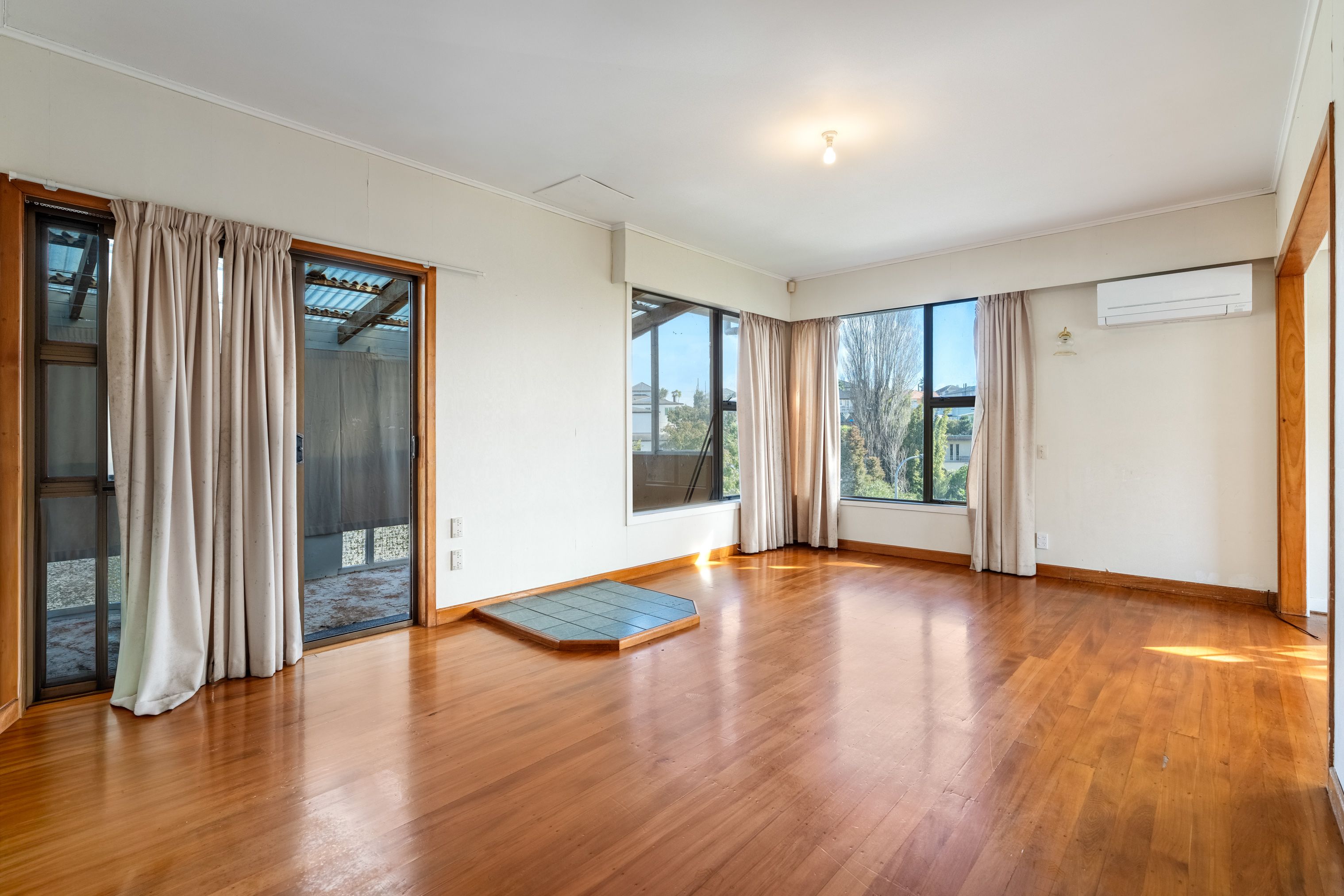 32 Eaton Road, Hillsborough, Auckland City