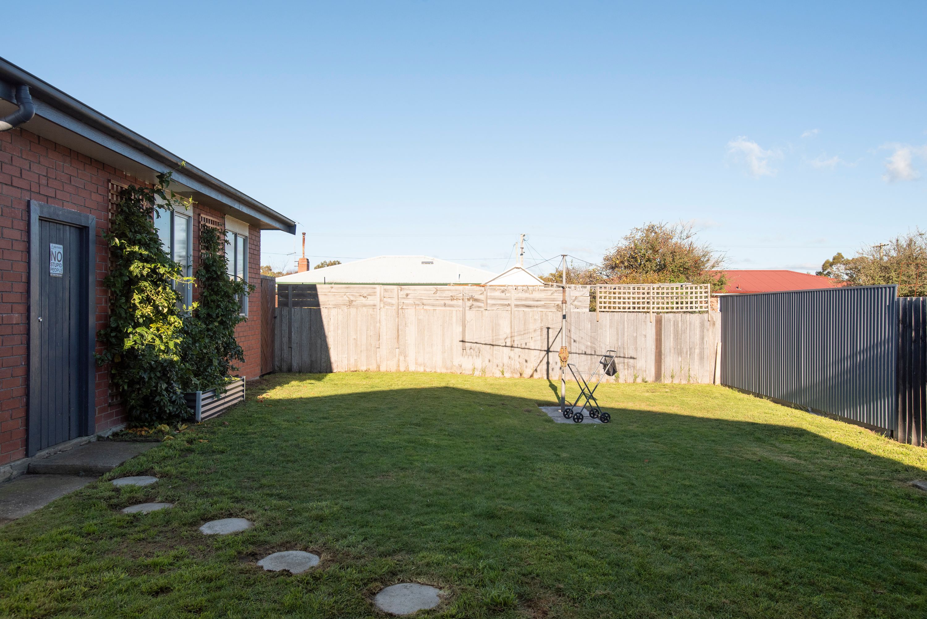2 Kelvin Street — photo 14 of 15