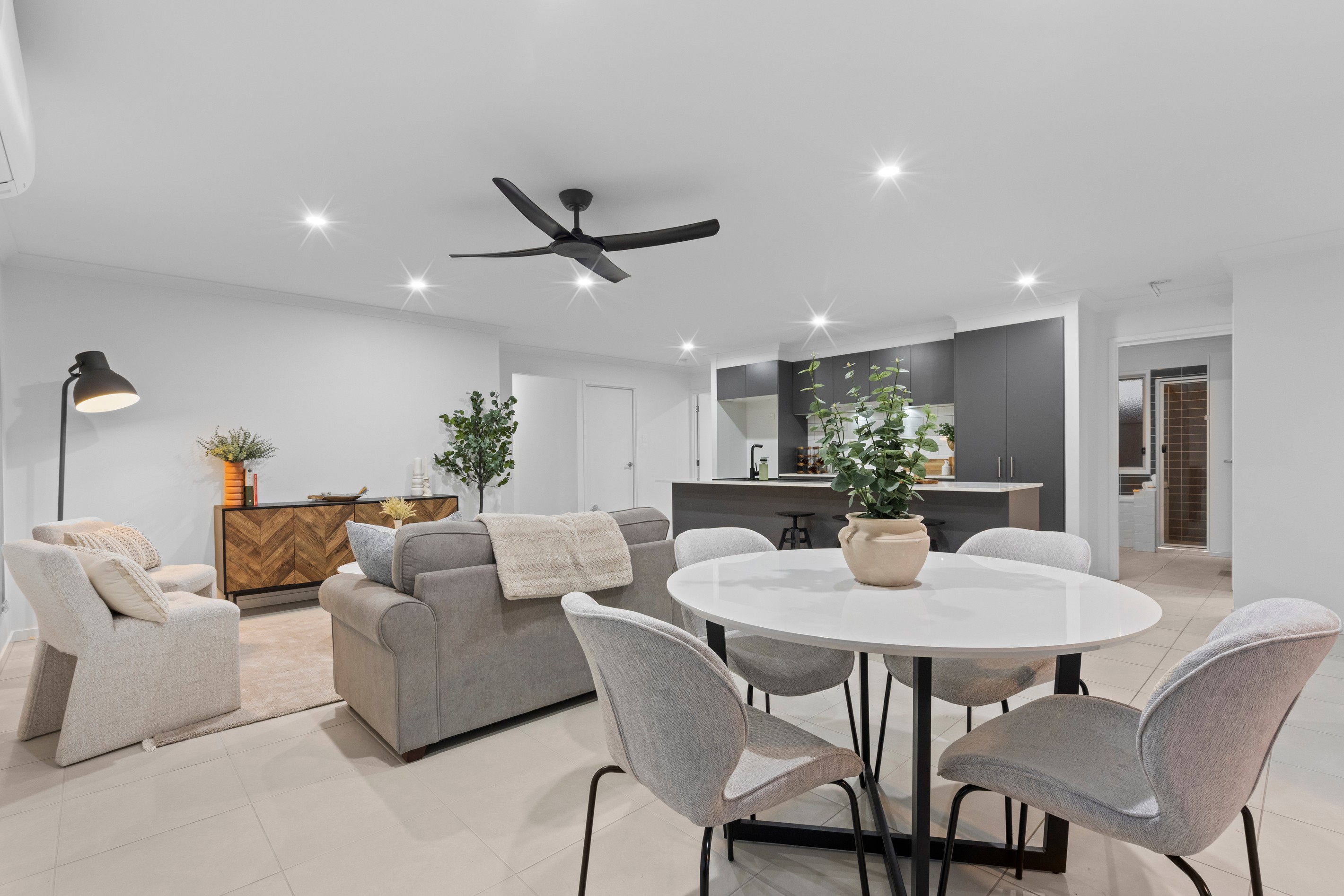 6 Finch Circuit, FLAGSTONE, QLD 4280