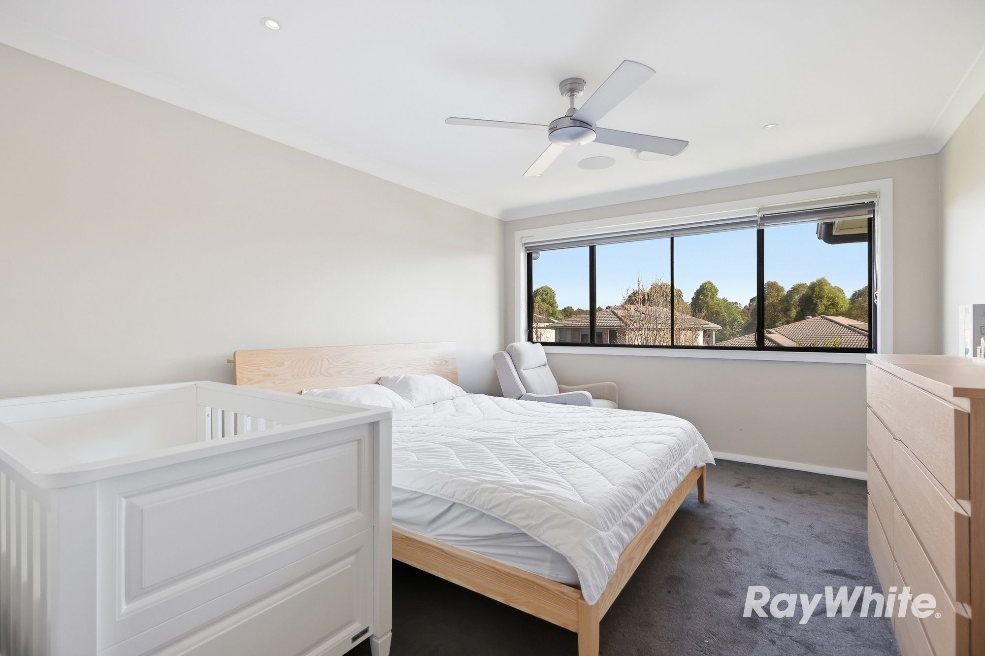 27 Brookwater Circuit — photo 15 of 23