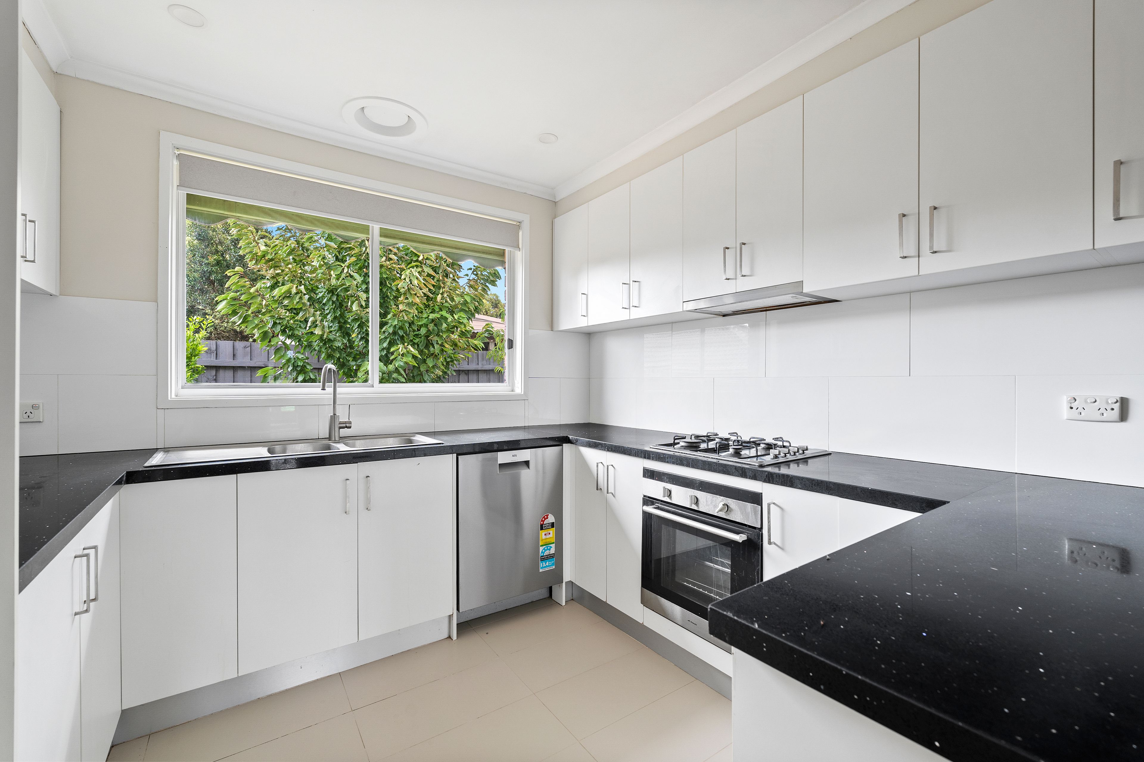 3 Collendina Crescent, Scoresby, VIC 3179