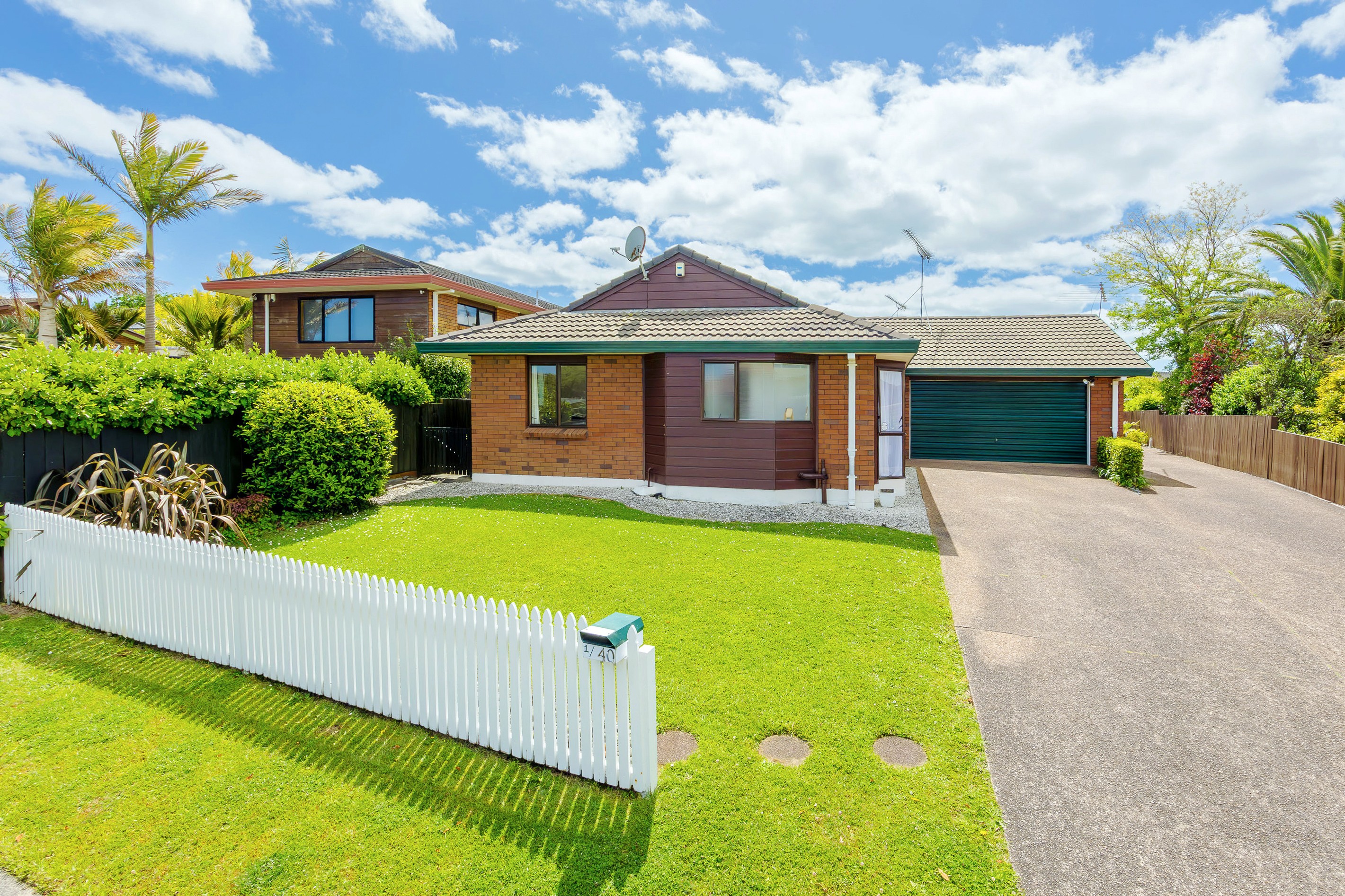 1/40 Channing Crescent, Botany Downs, Manukau City