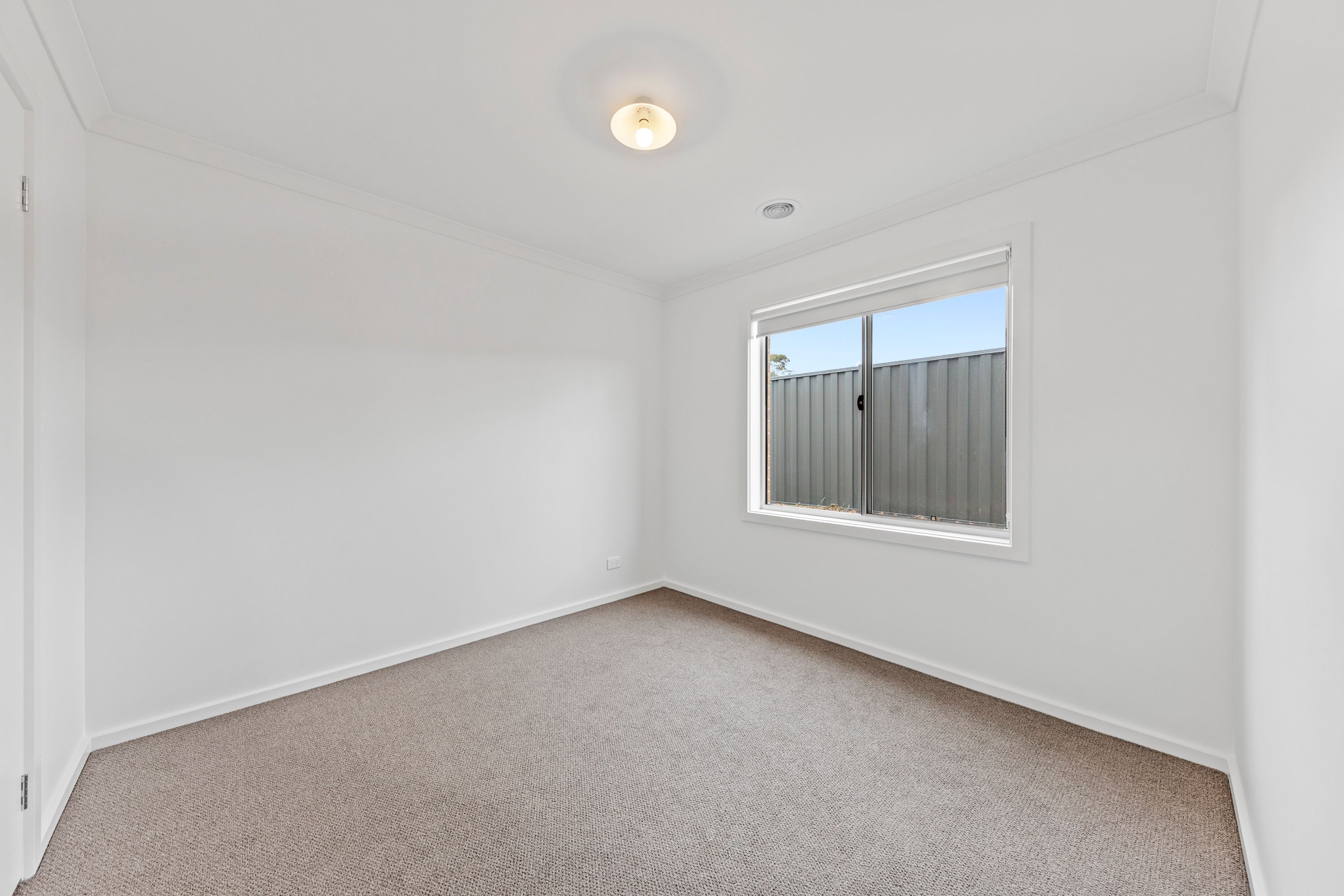 10 Silverstar Street — photo 12 of 16