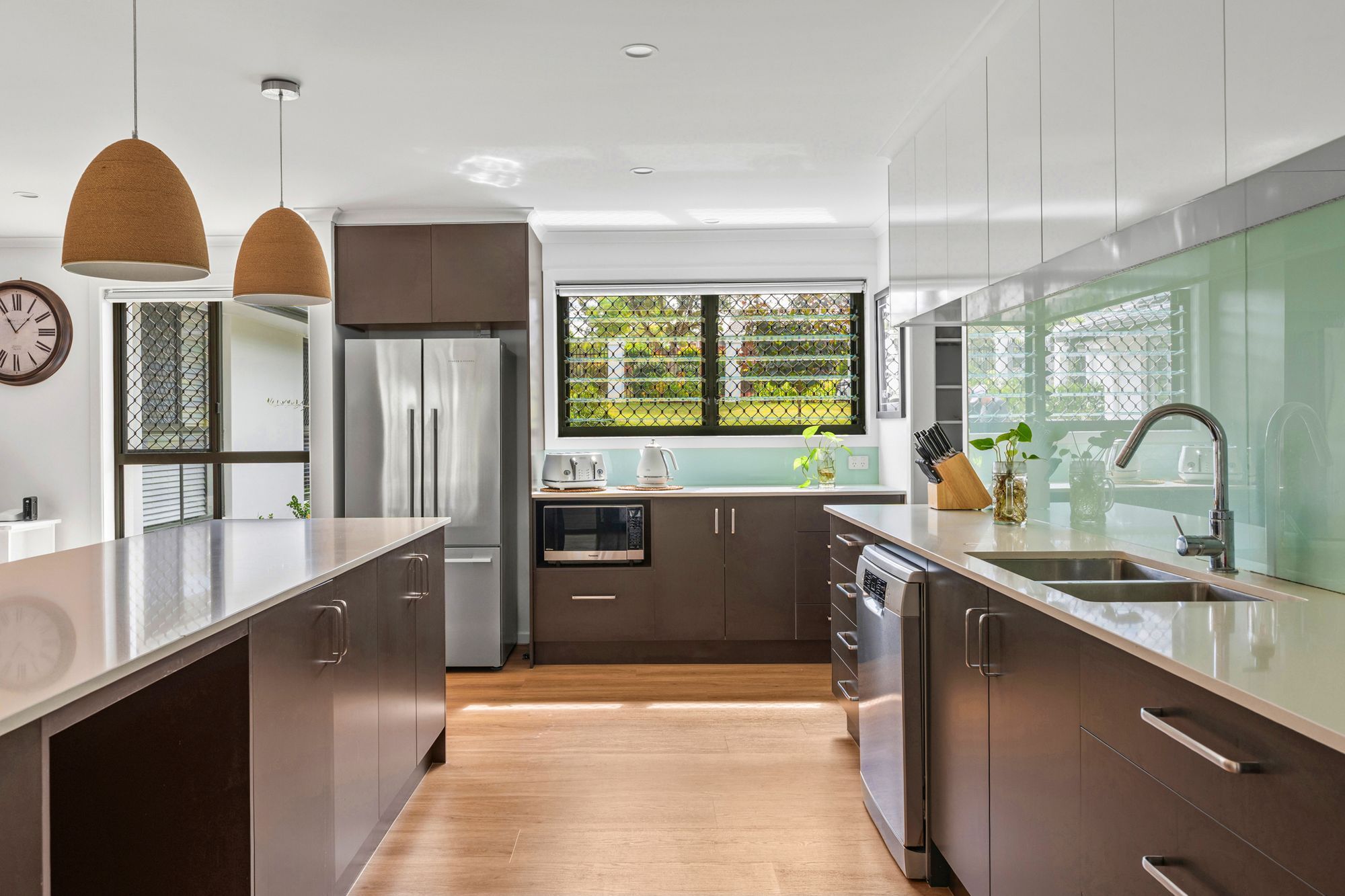 33 Sandringham Drive — photo 6 of 30