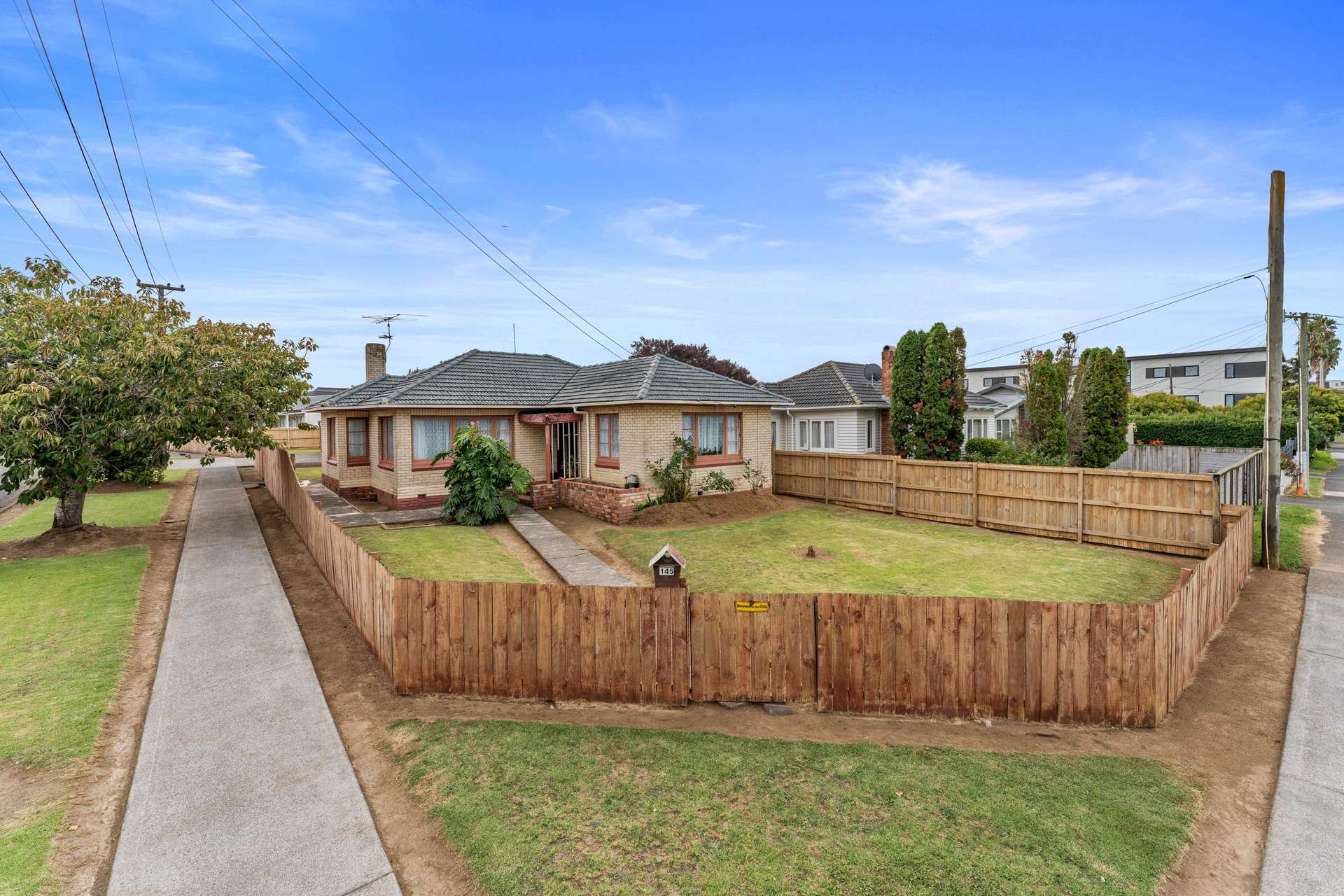 145 Gray Avenue photo 4