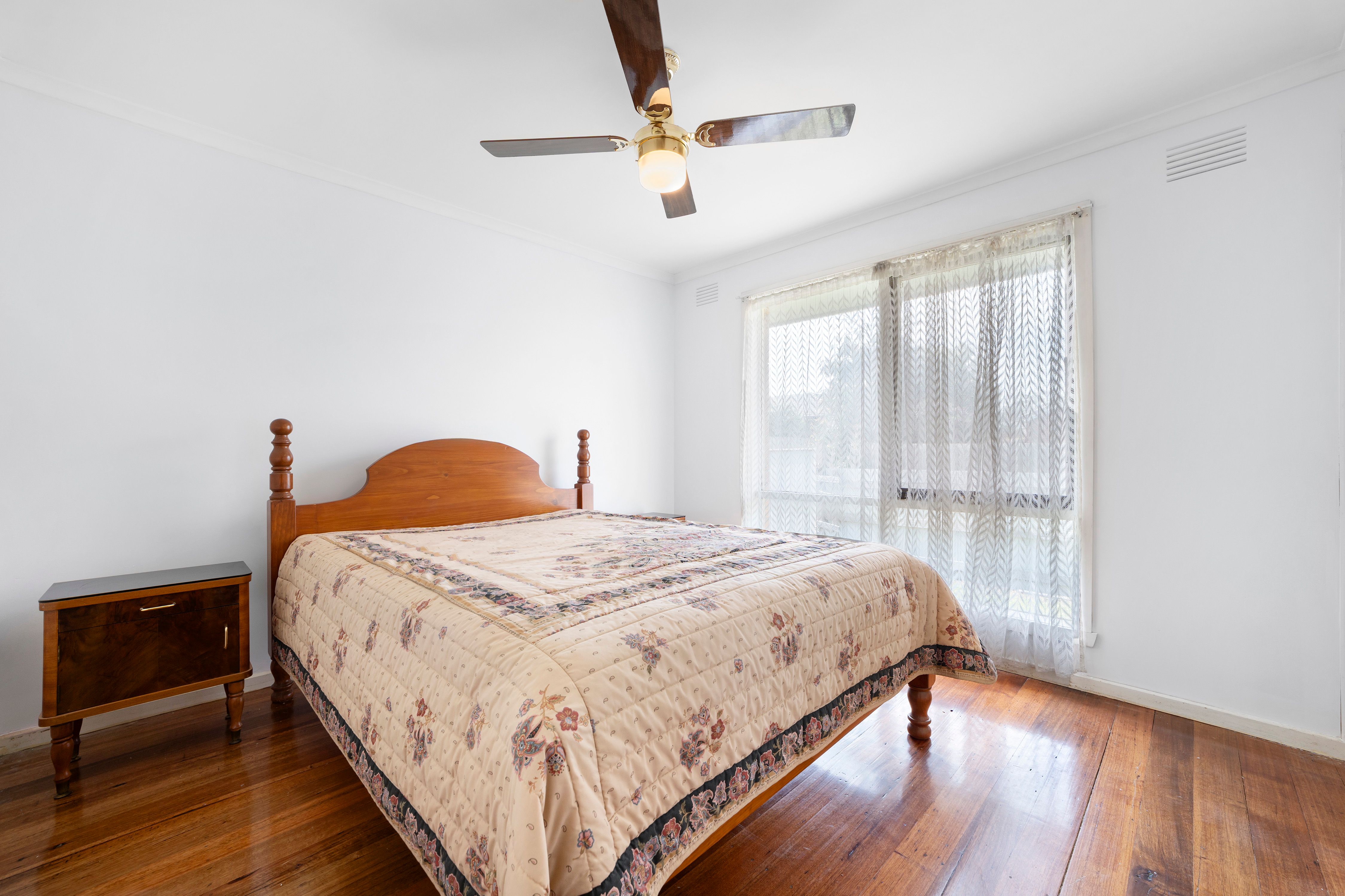 2/142 Poath Road — photo 7 of 13