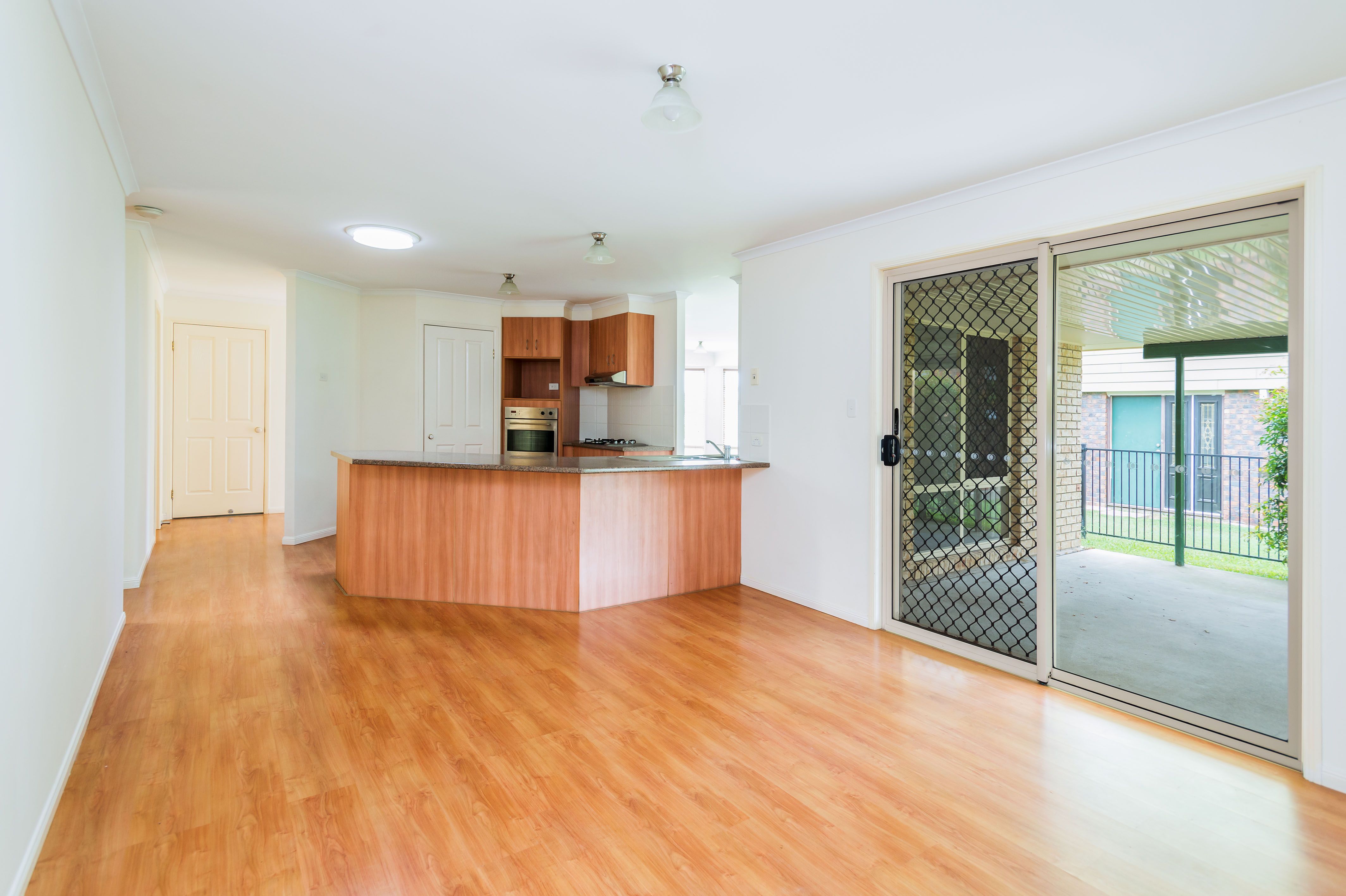28 Bent Street, Cannon Hill, QLD 4170