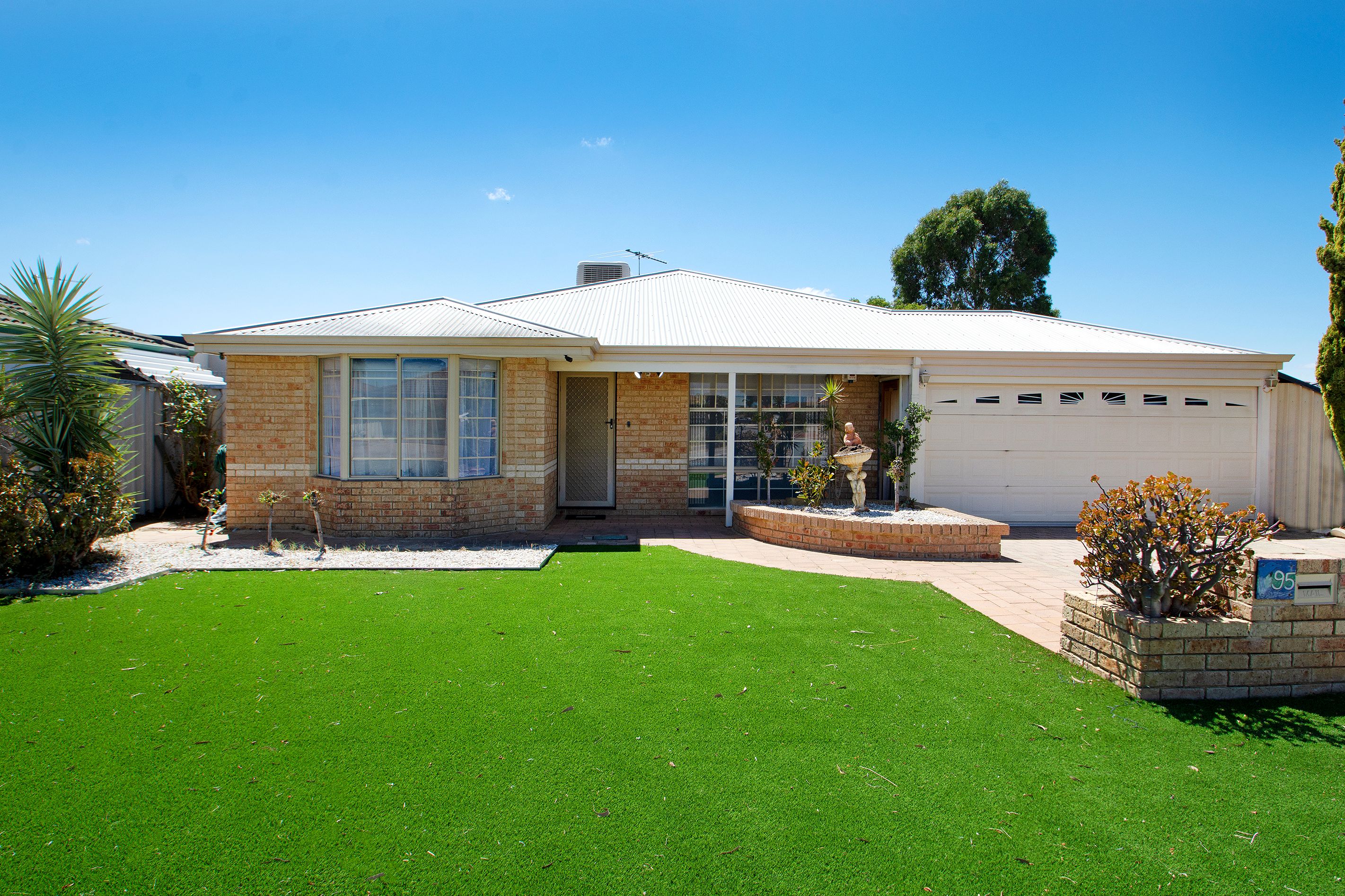 95 Orchid Avenue, Bennett Springs WA 6063